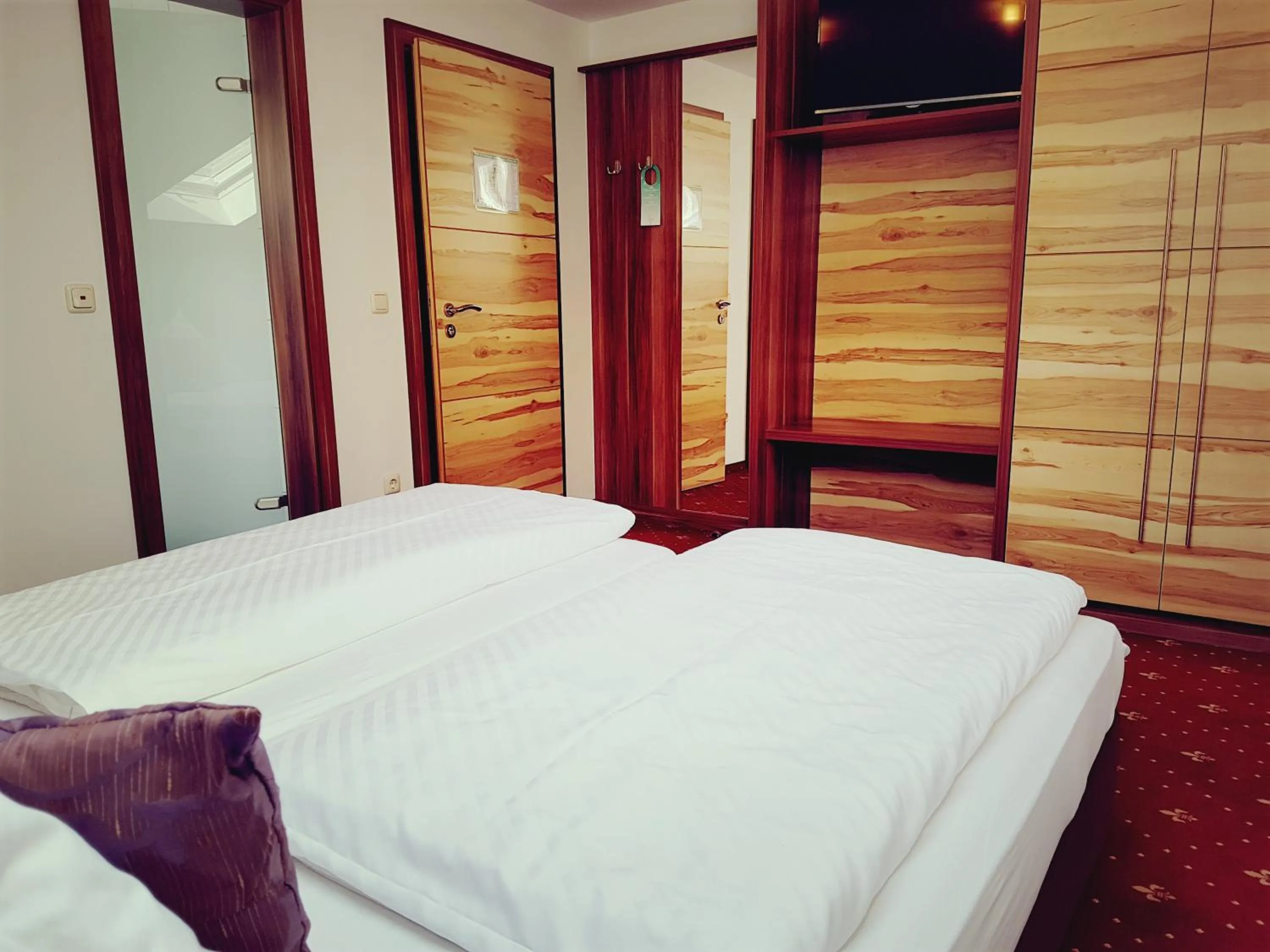 Photo of the whole room in Hotel Spechtshaardt