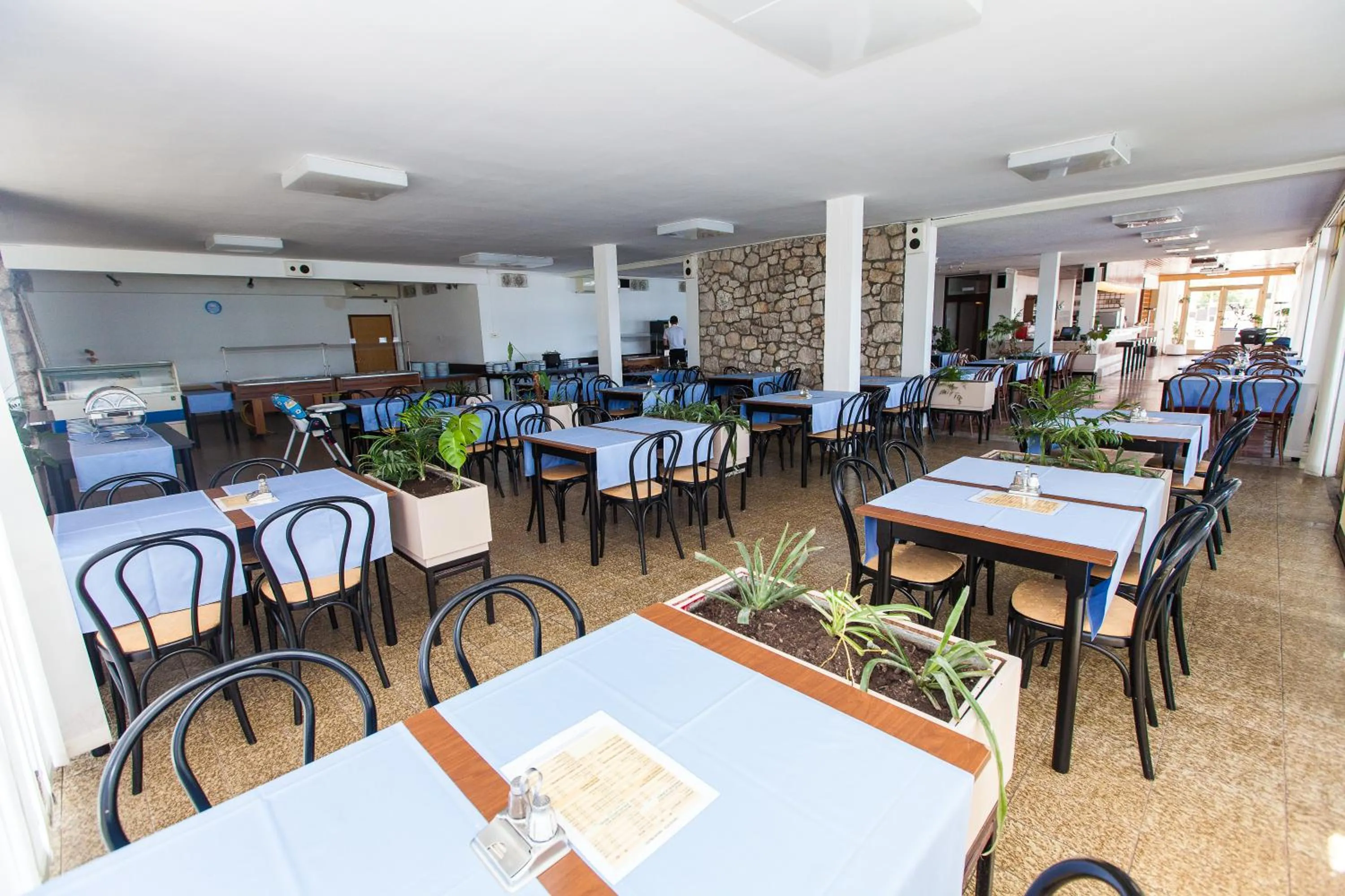 Restaurant/places to eat in Holiday Resort Kačjak