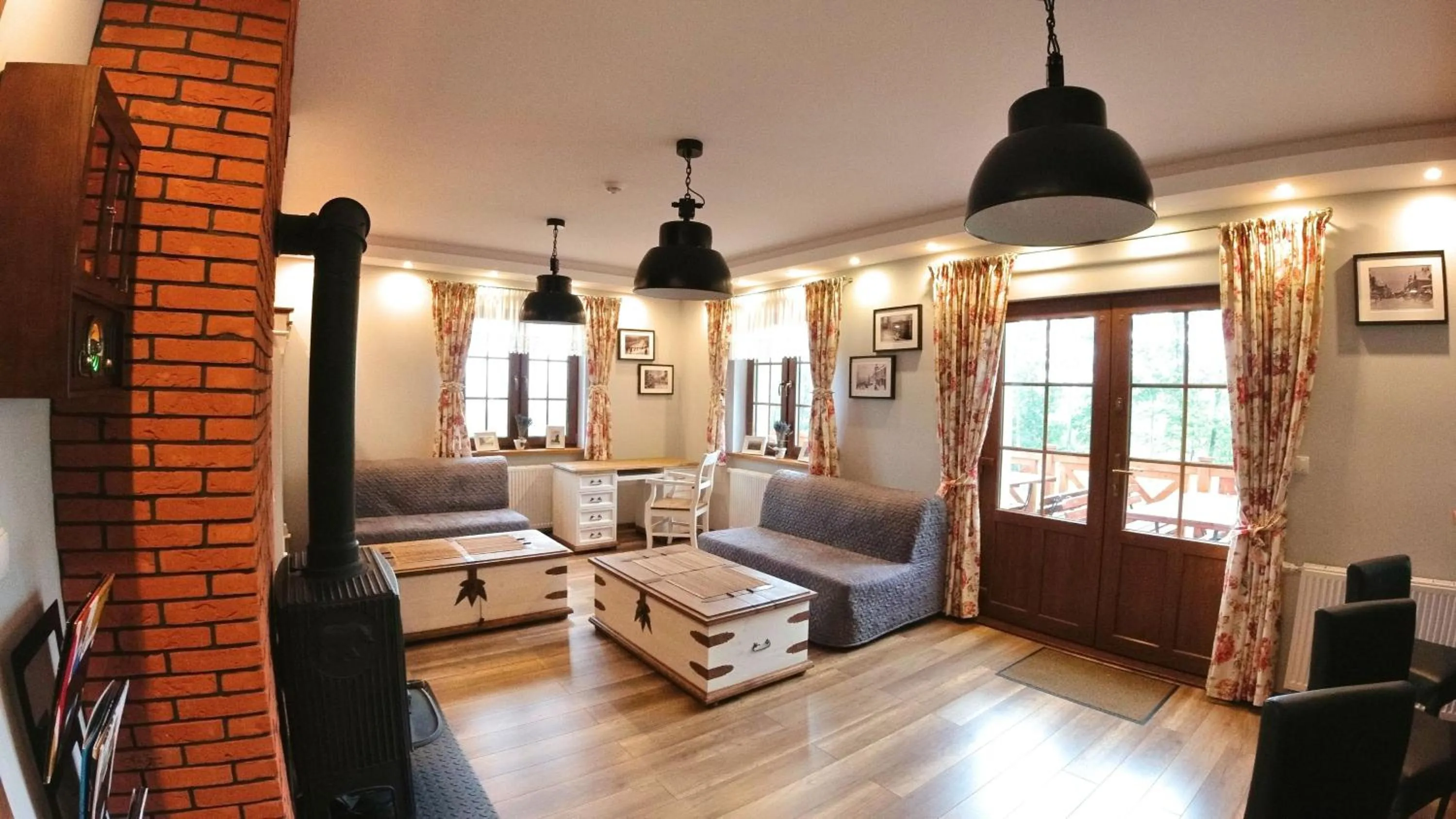 Communal lounge/ TV room in Uroczysko starych sztolni