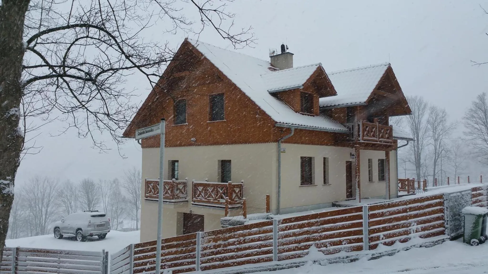 Property building in Uroczysko starych sztolni