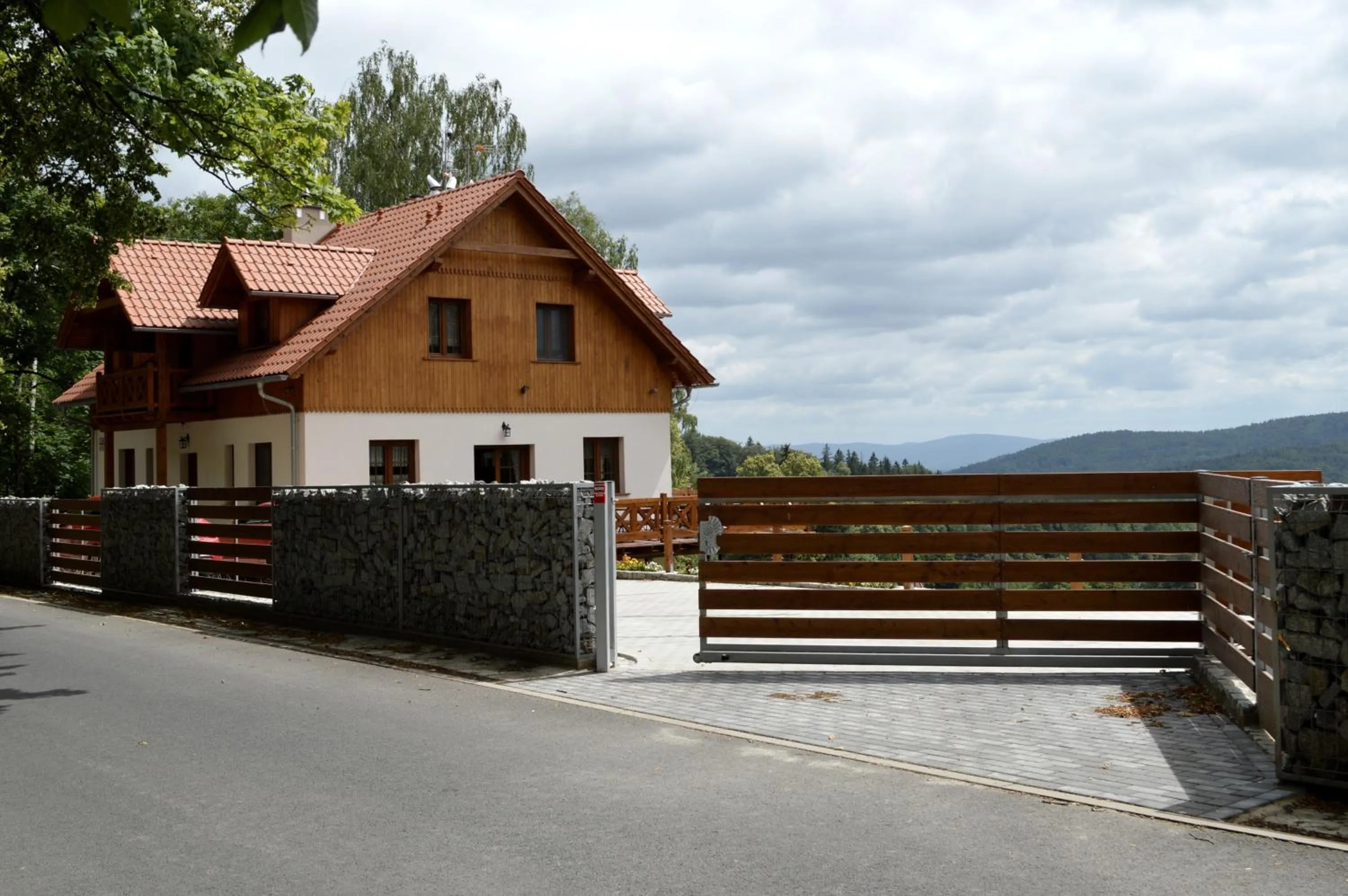 Facade/entrance in Uroczysko starych sztolni