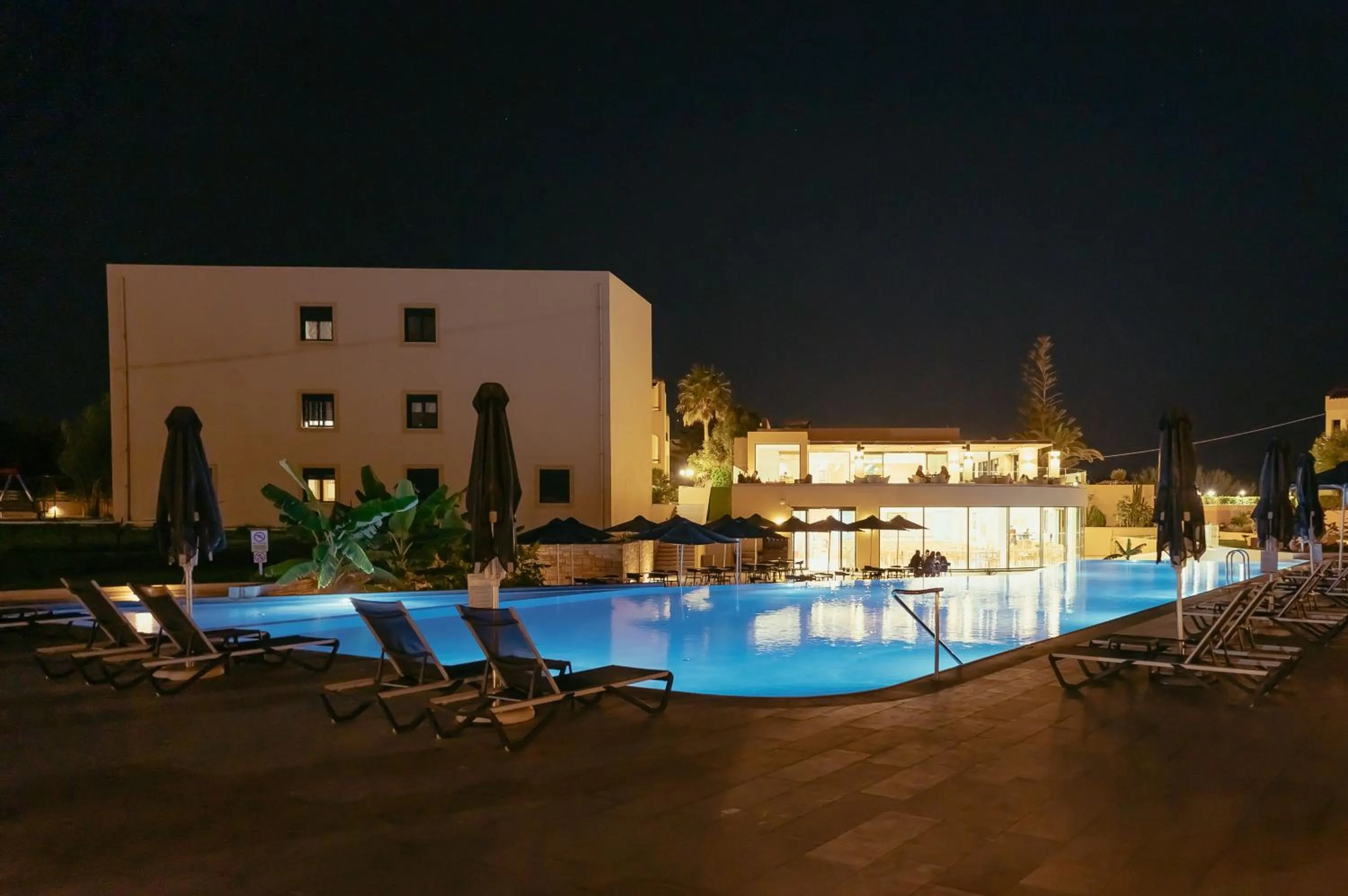 Night in Silver Beach Hotel & Apartments