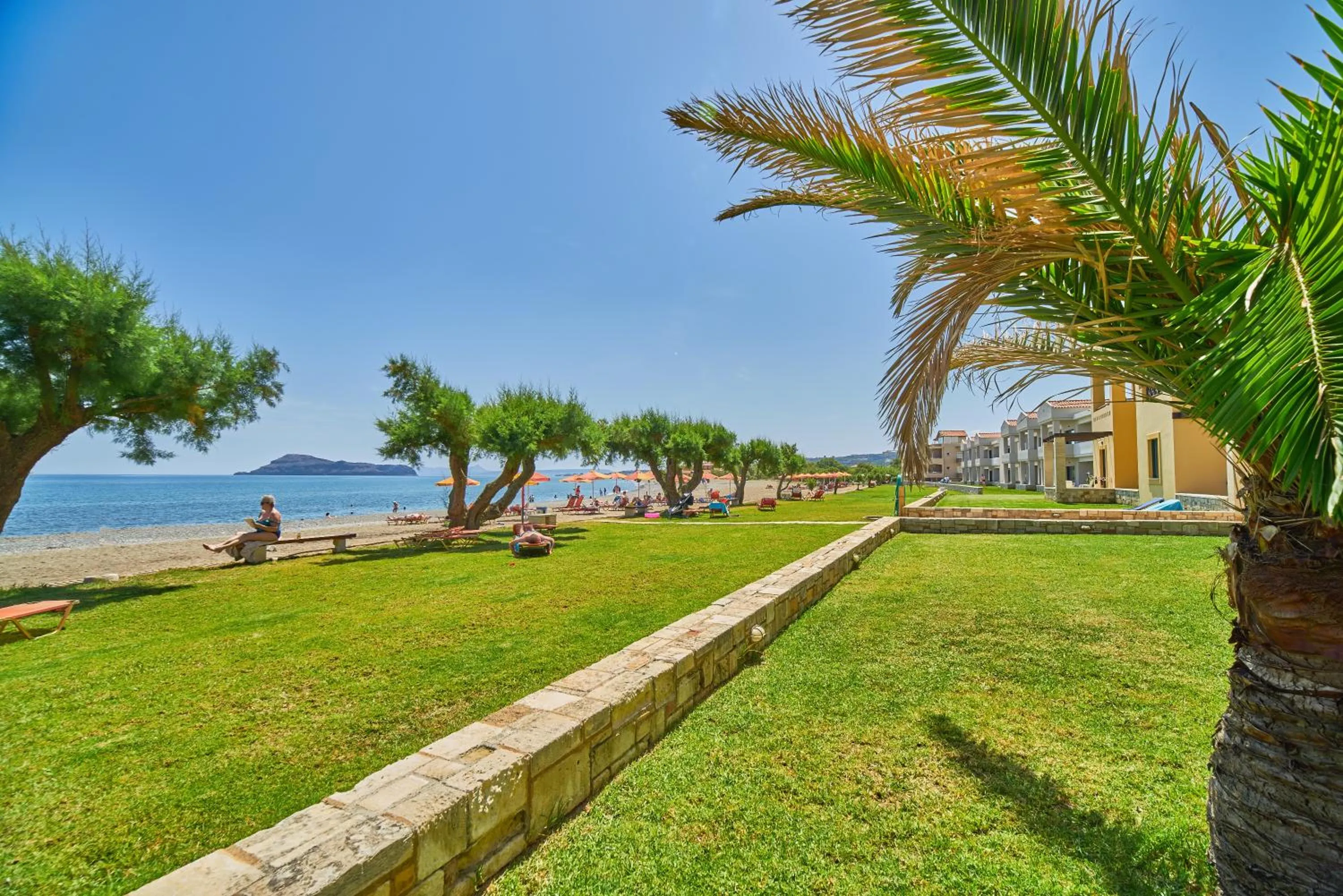 Garden in Silver Beach Hotel & Apartments