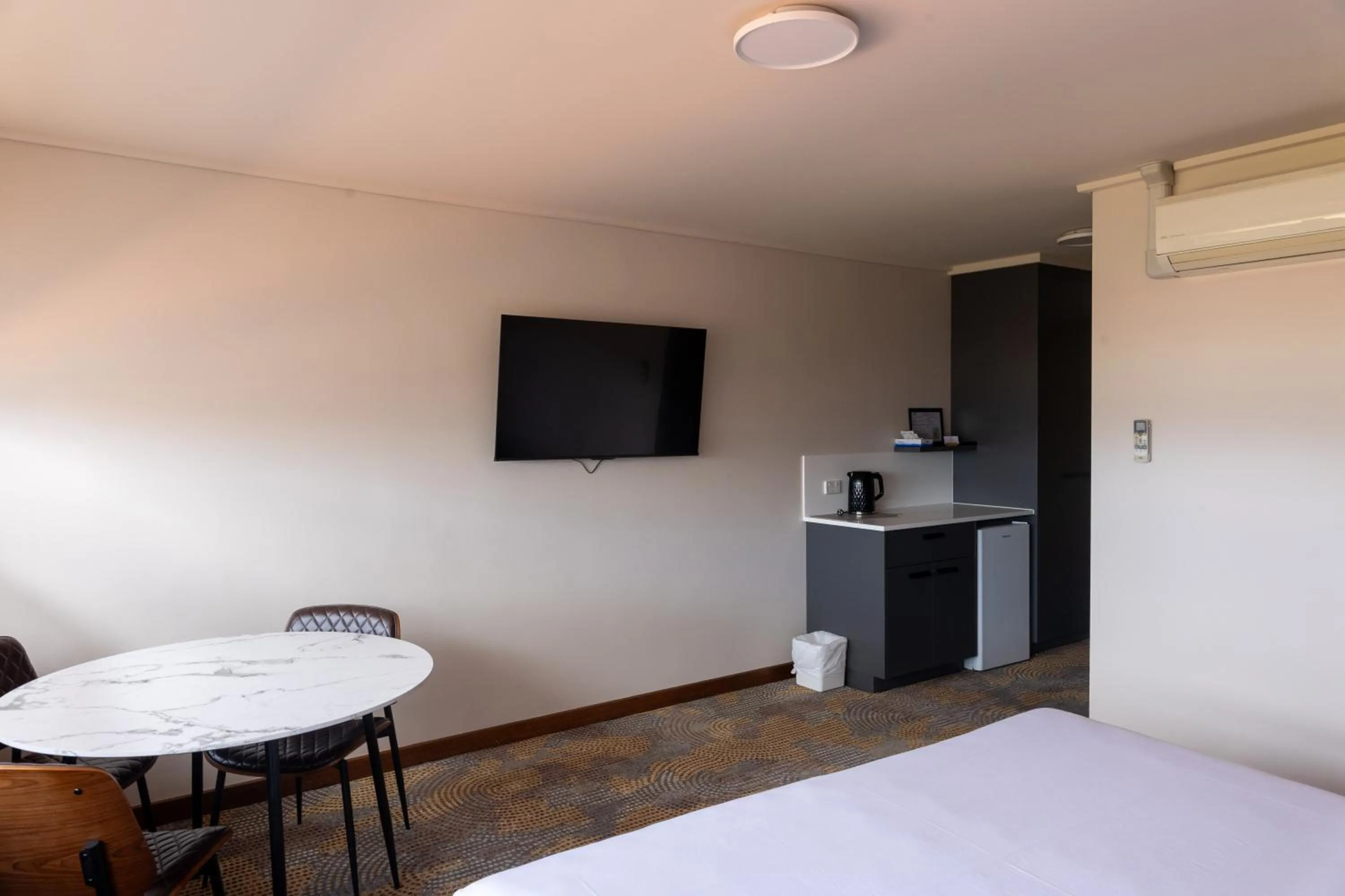 Bed in Black Buffalo