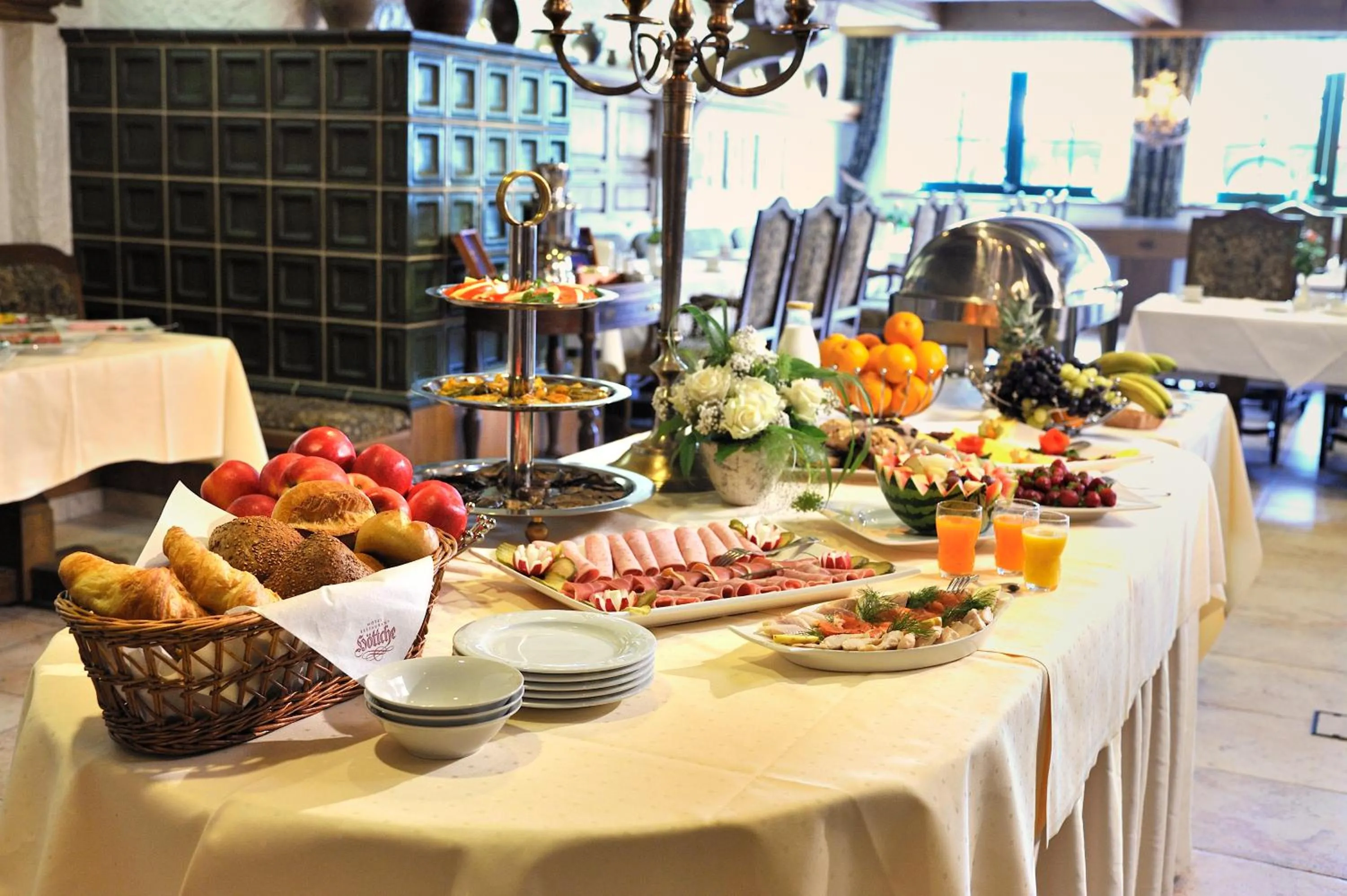 Breakfast in Hotel Restaurant Höttche