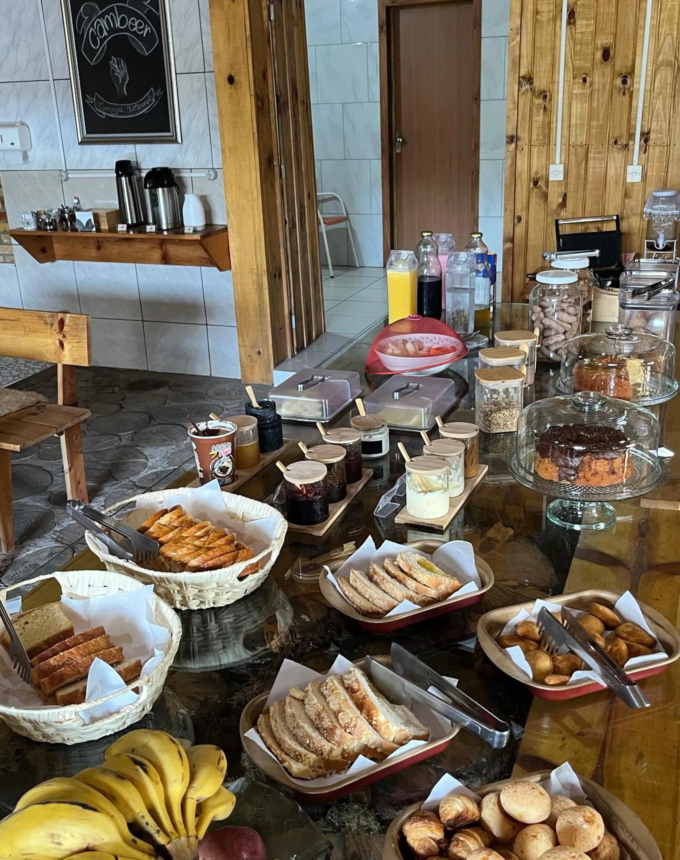 Breakfast in Pousada Recanto do Lago