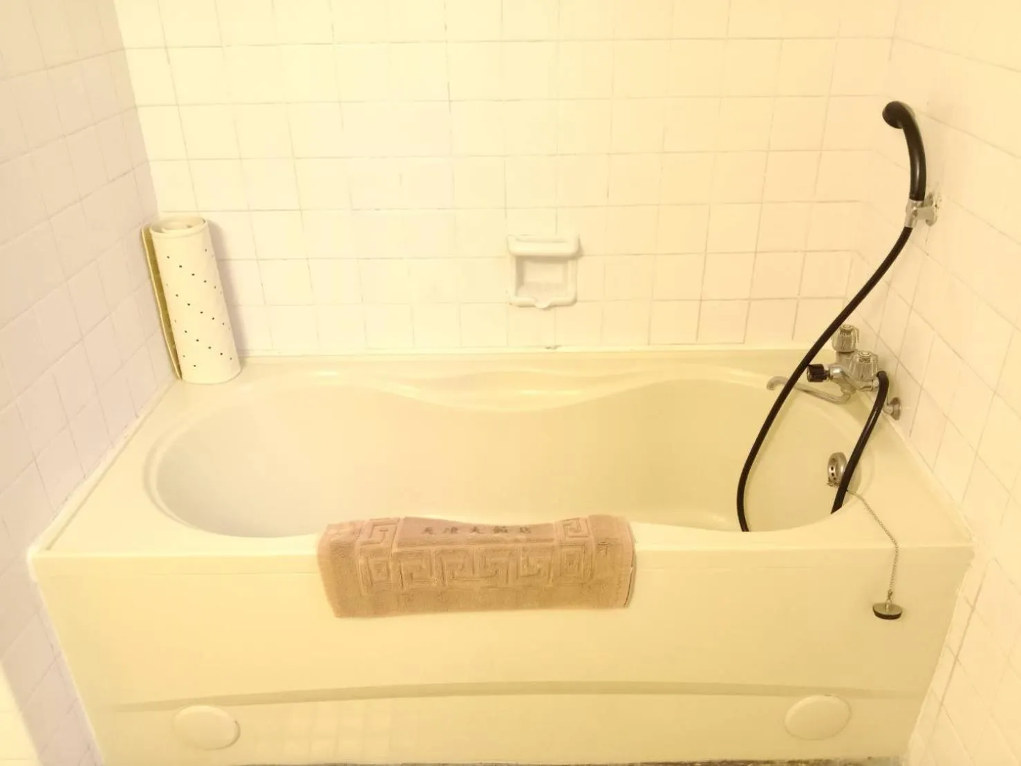 Shower, Bathroom in Tien Chin Hotel