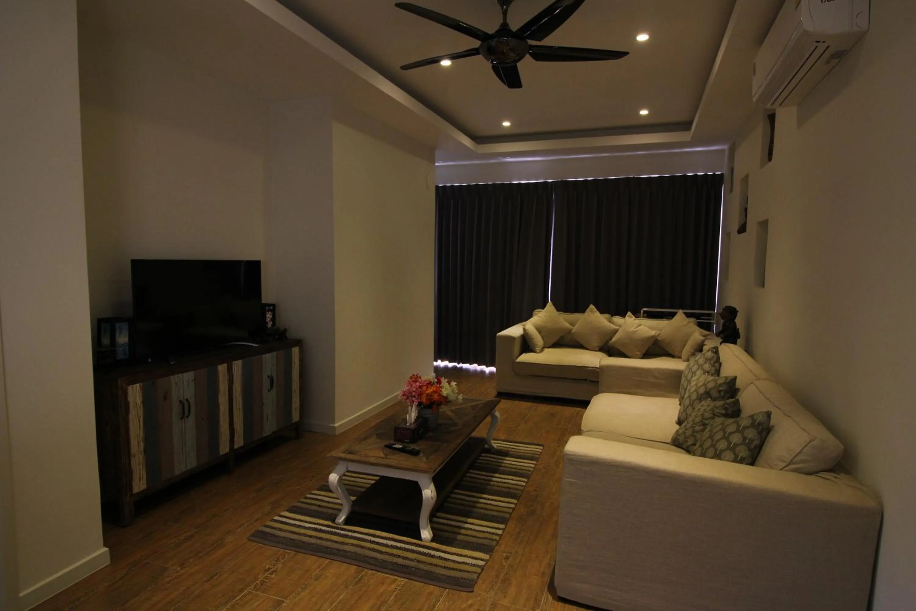 Living room in Baan Seaview Holiday Villas