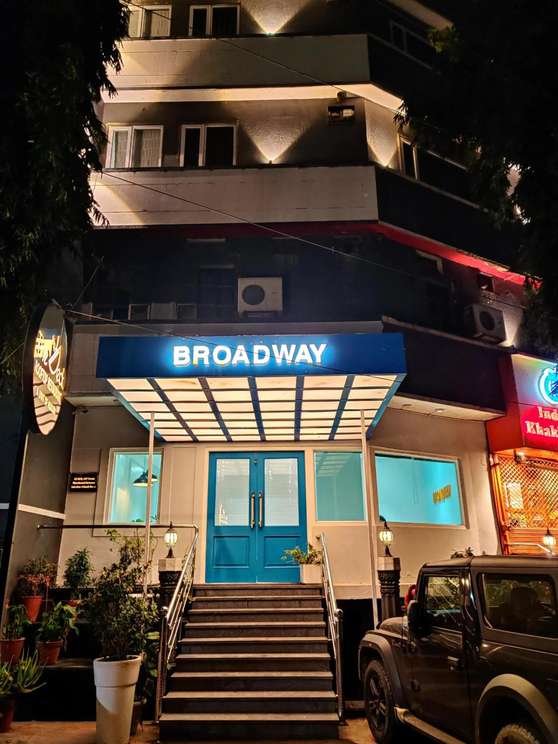 Facade/entrance in Hotel Broadway Udaipur