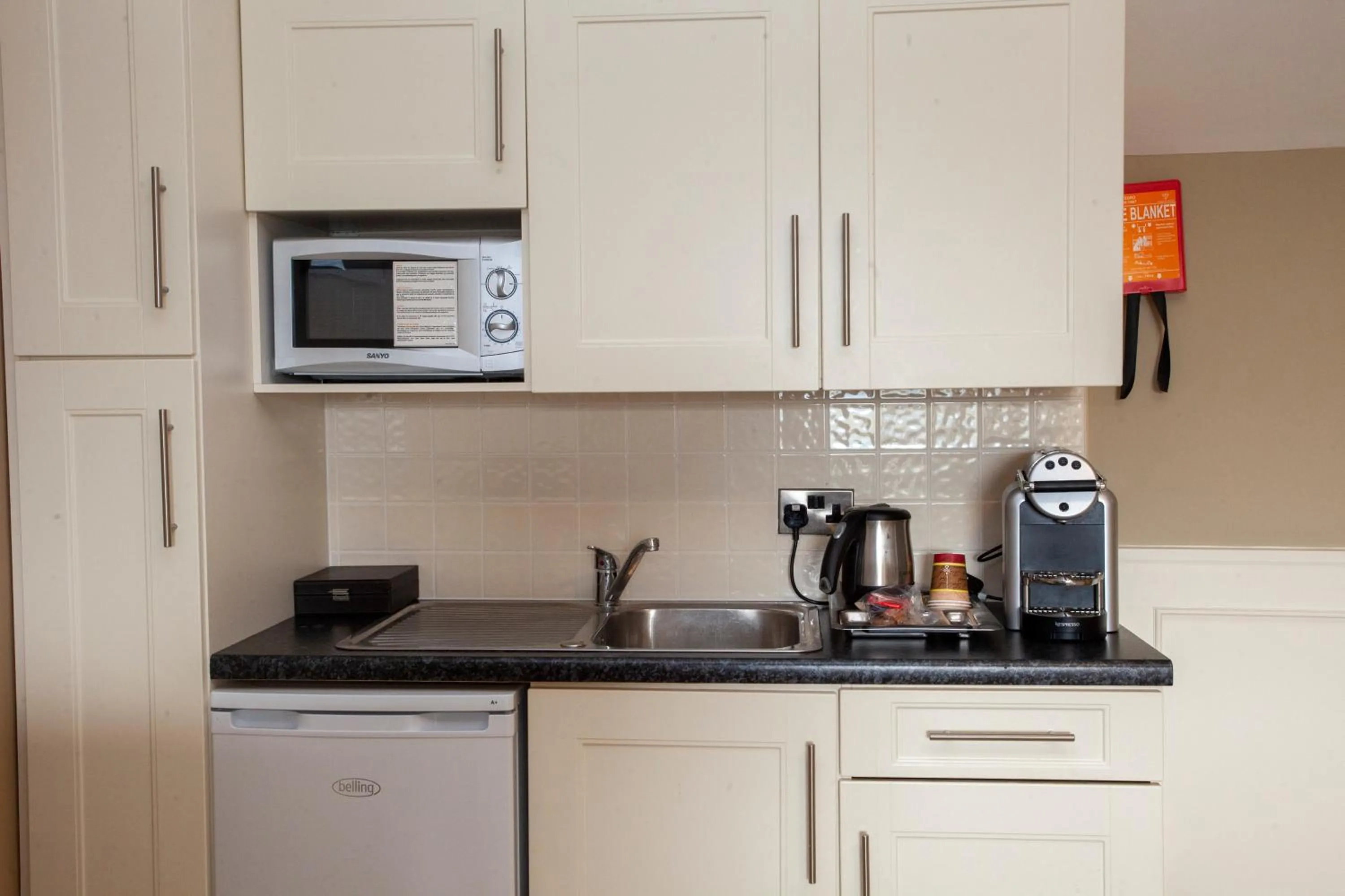 Strandhill Lodge and Suites Boutique Hotel