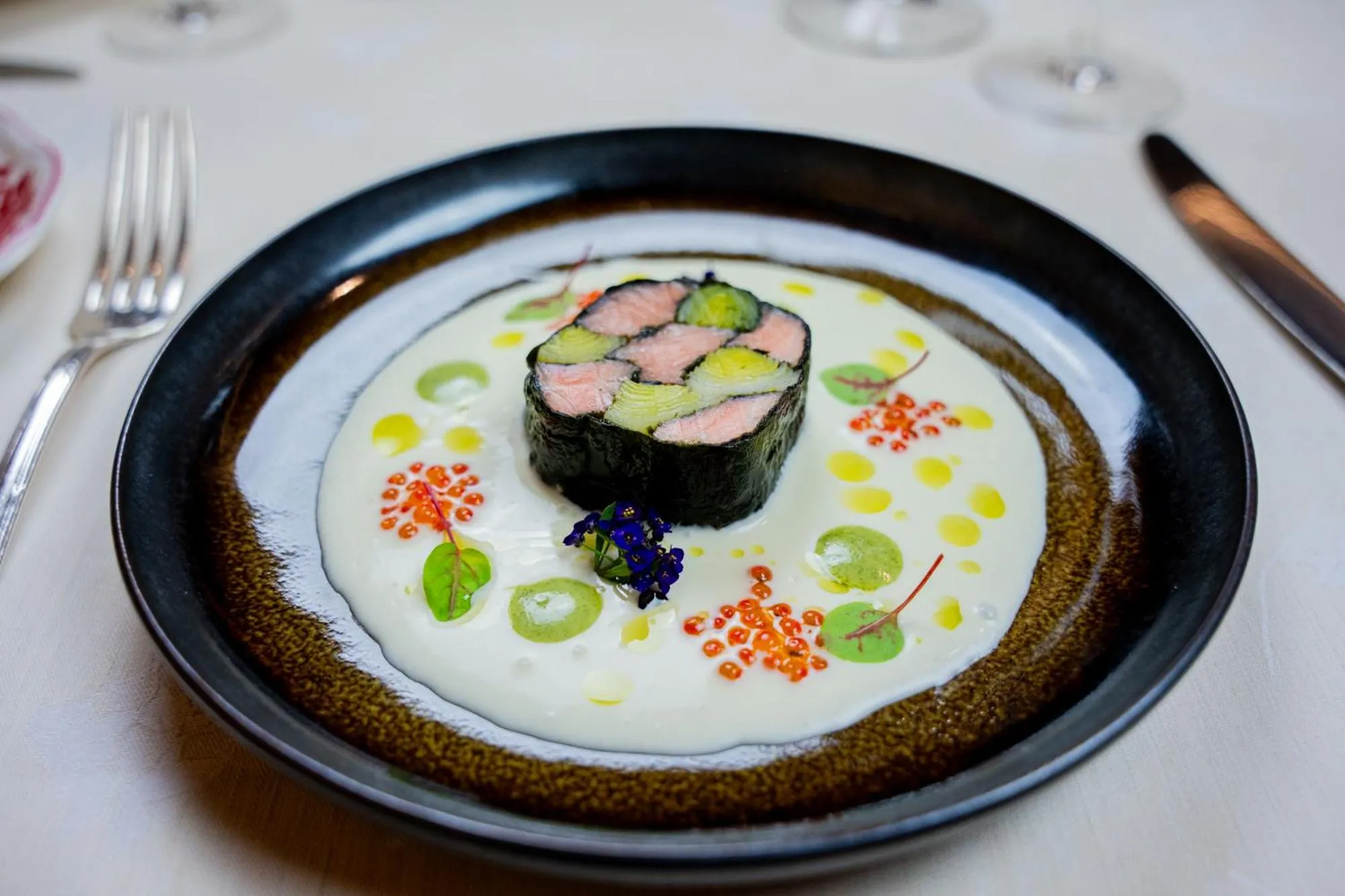 Restaurant/places to eat in Hôtel-Restaurant Les Bas-Rupts, Singuliers Hôtel