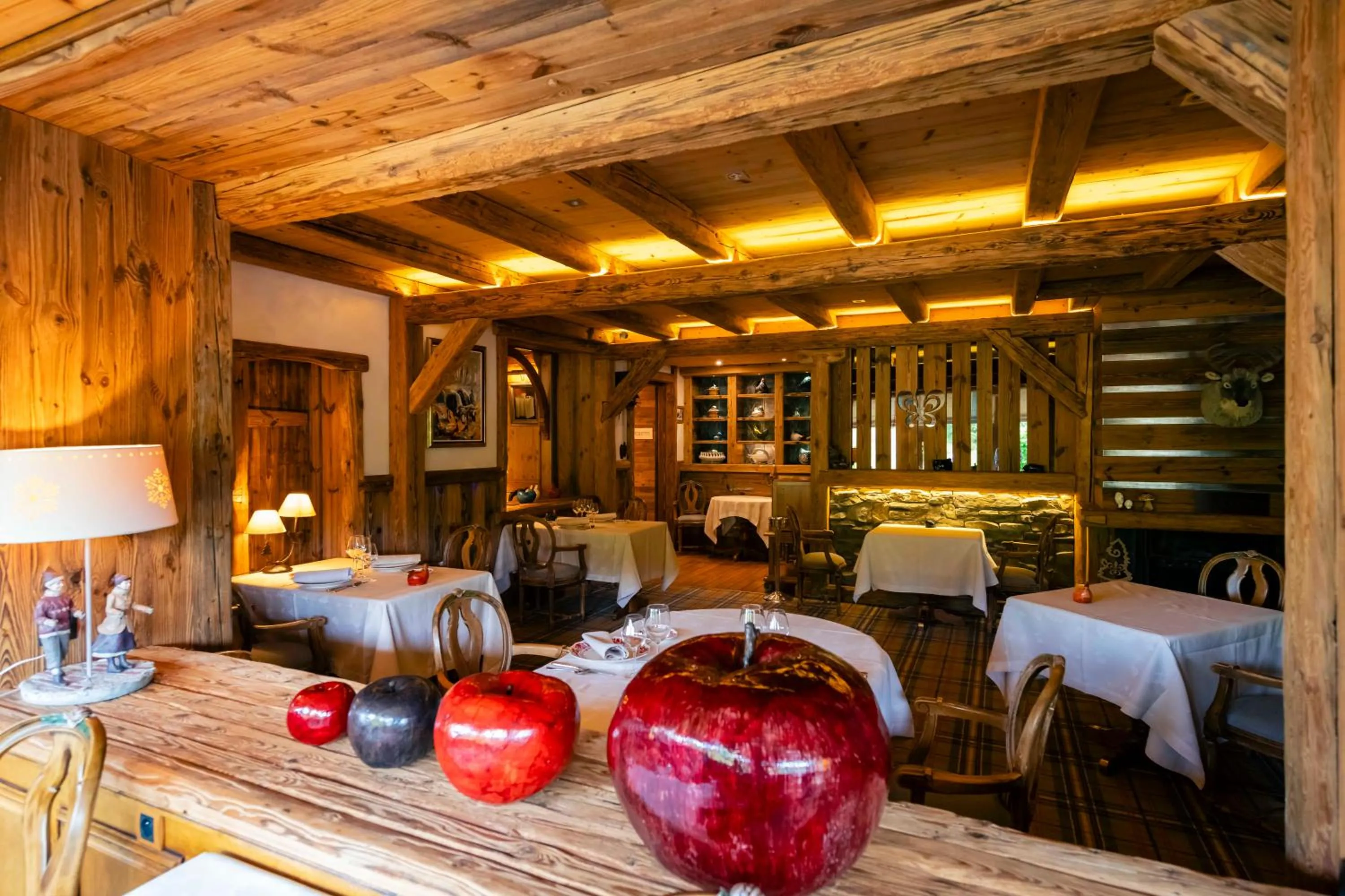 Restaurant/places to eat in Hôtel-Restaurant Les Bas-Rupts, Singuliers Hôtel