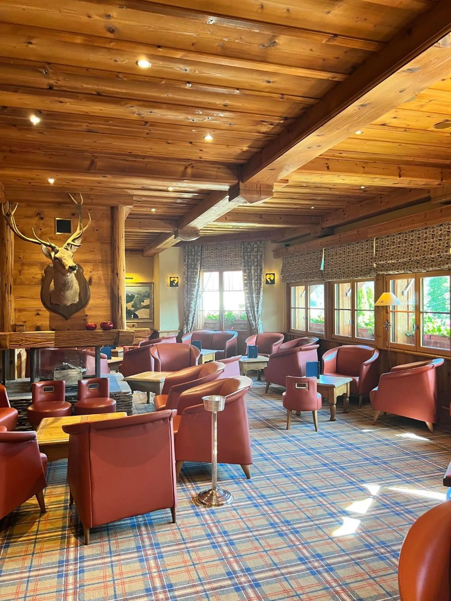 Lounge or bar in Hôtel-Restaurant Les Bas-Rupts, Singuliers Hôtel