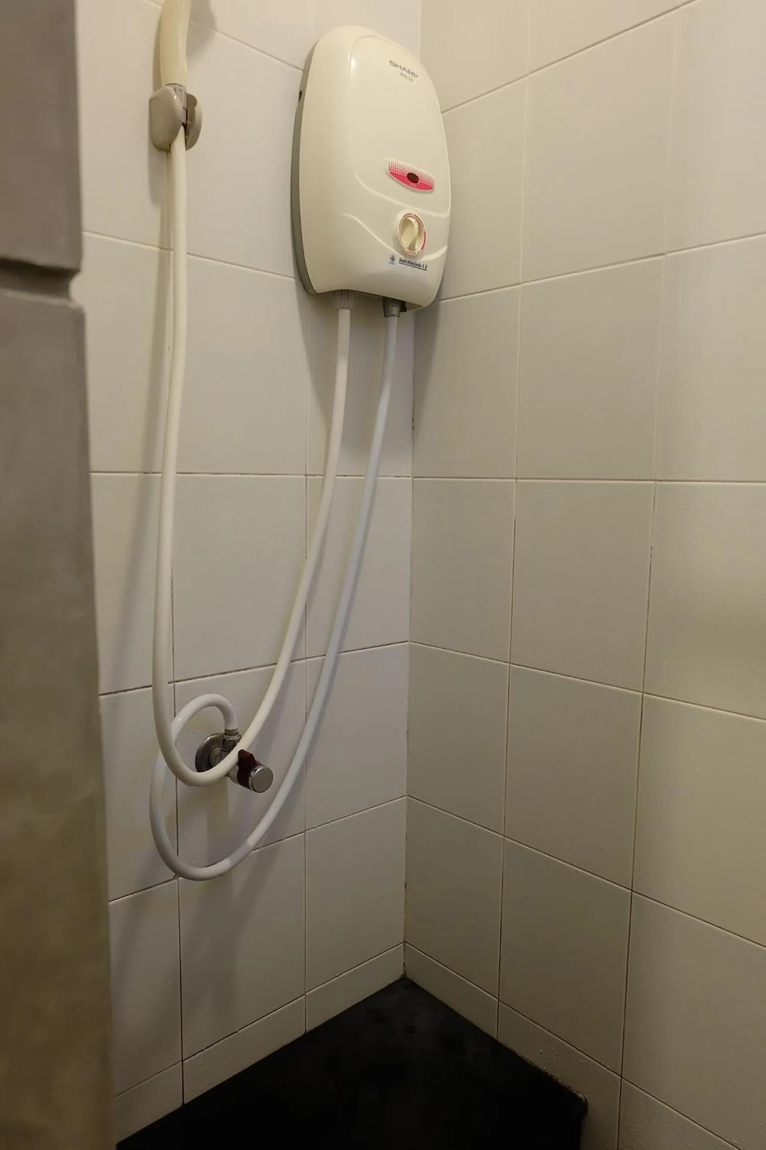 Bathroom in Baan Ma Feung GuestHouse