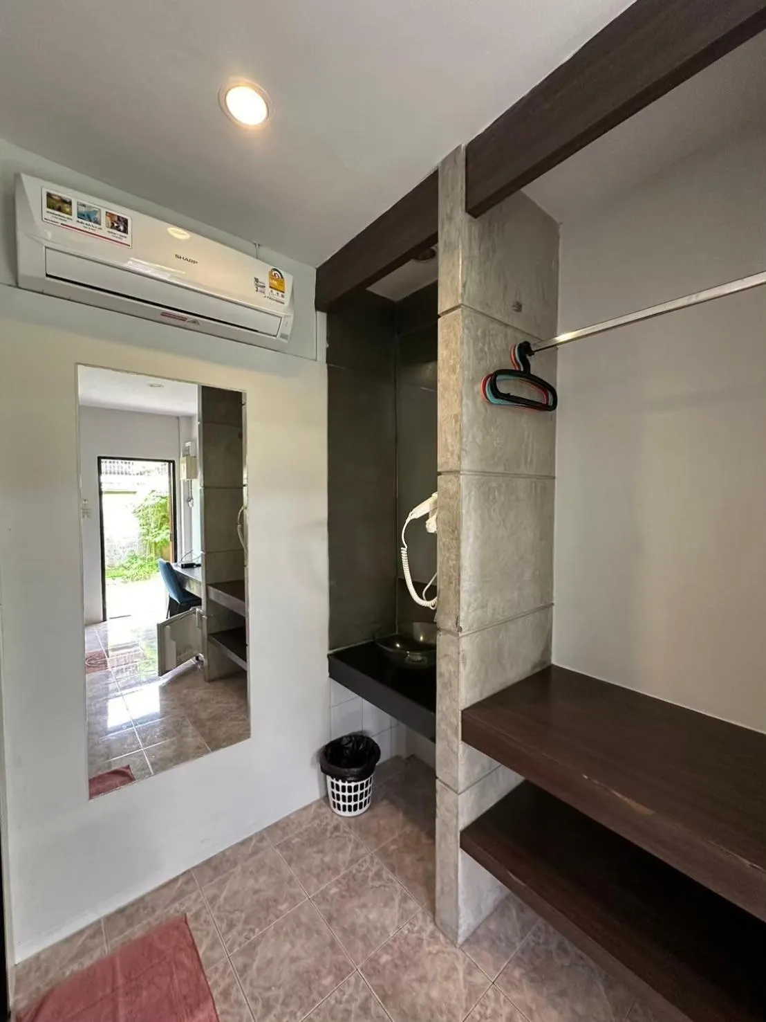 Property building, Bed in Baan Ma Feung GuestHouse