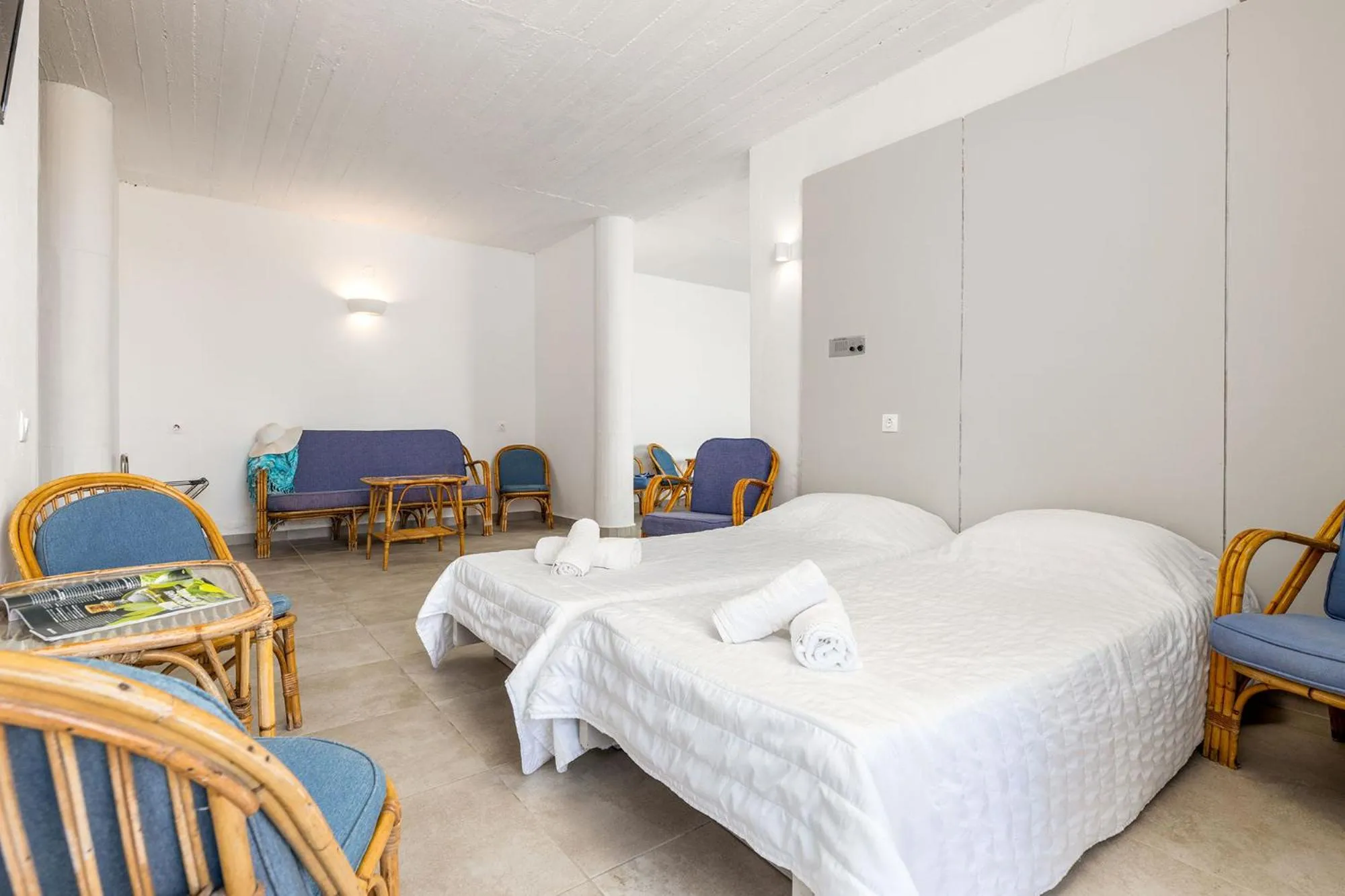 Bed in Hippocampus Hotel