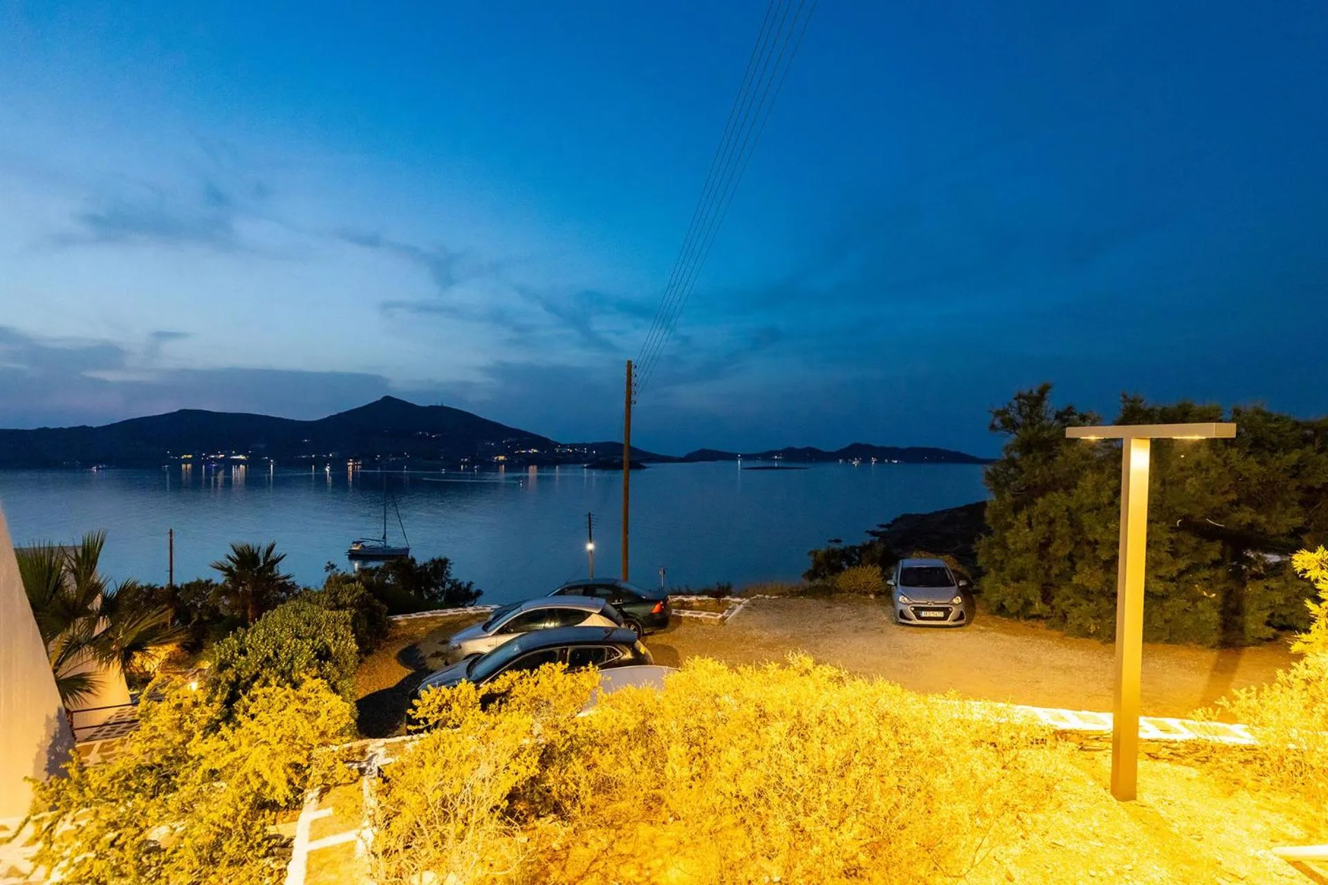 Parking in Hippocampus Hotel