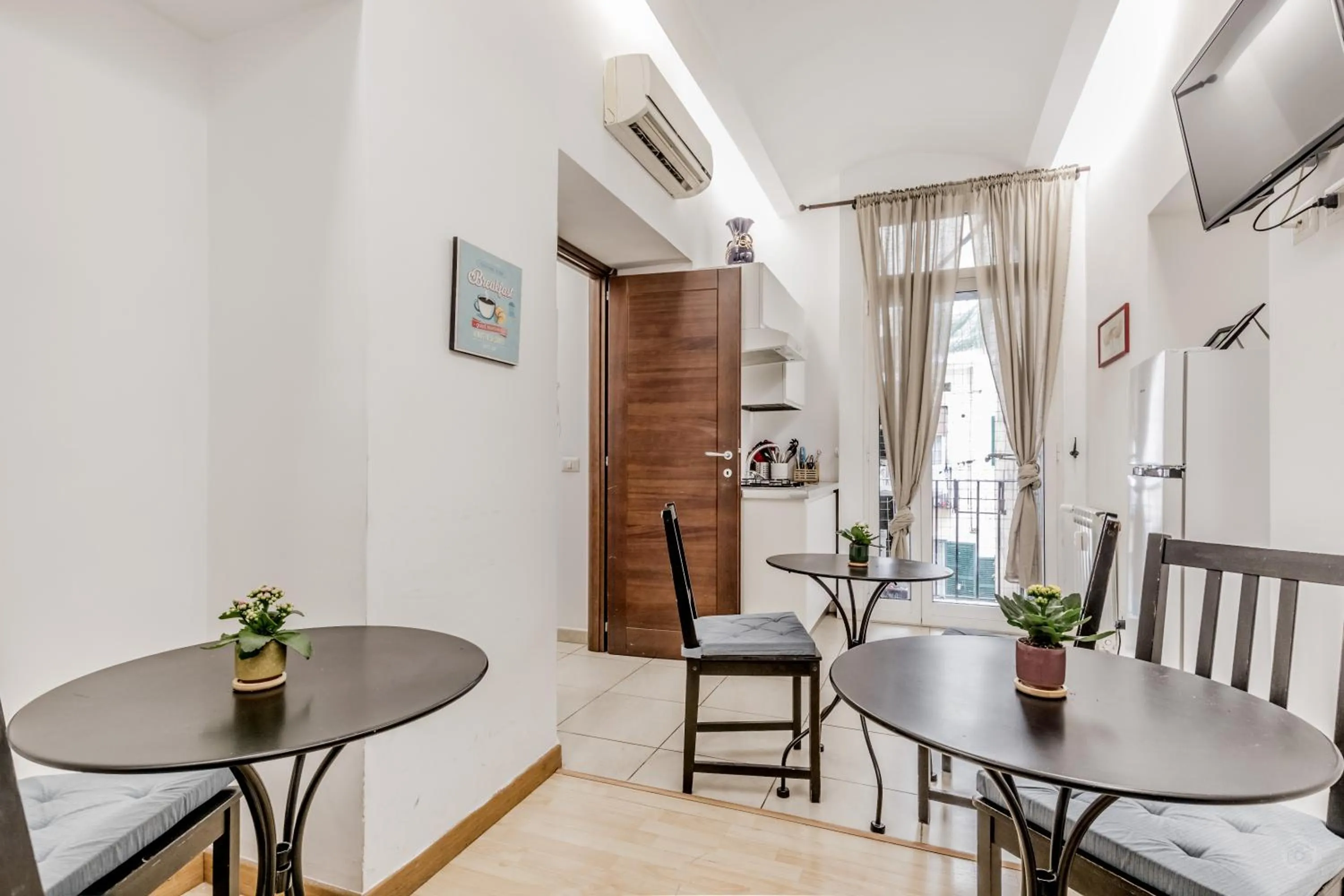 Kitchen or kitchenette in Vatican City Guest House