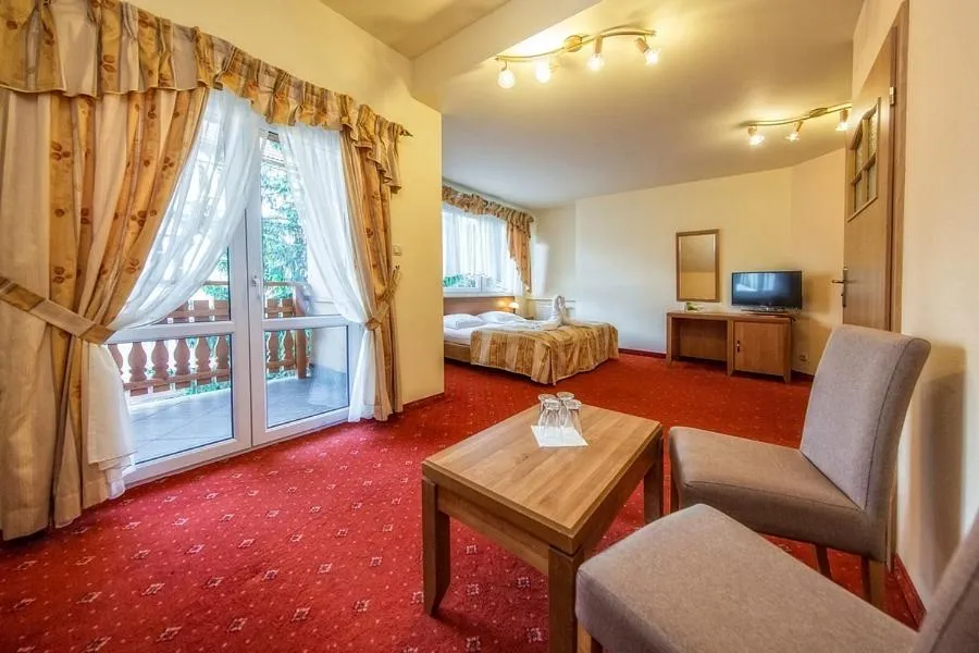 Bed in Hotel Pod Gołębiem