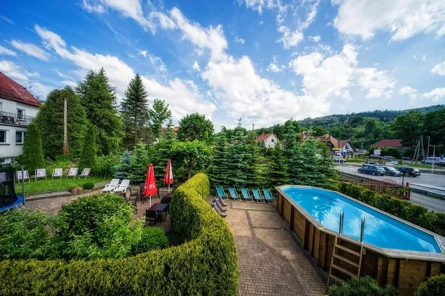 Garden view in Hotel Pod Gołębiem