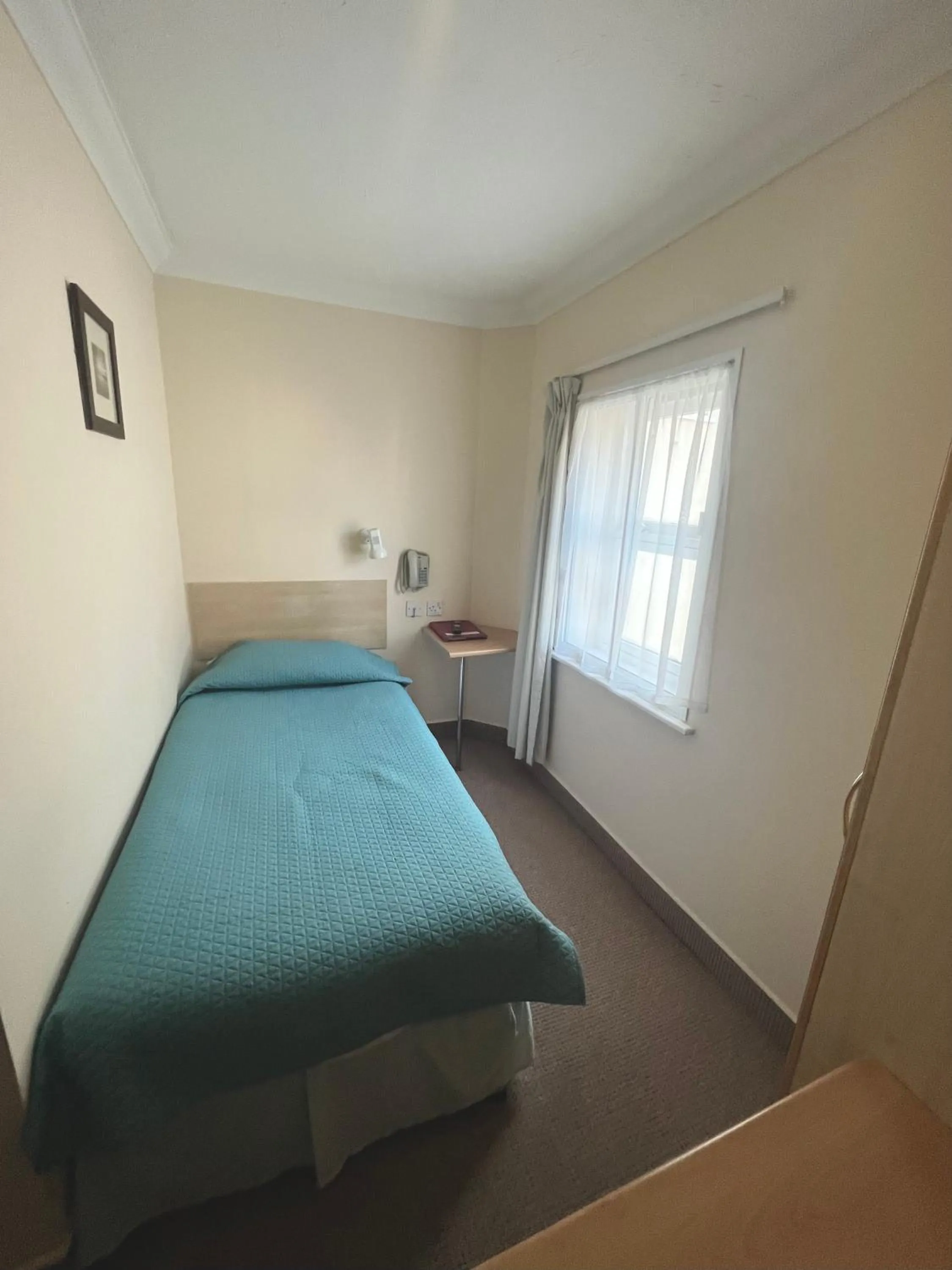 Bed in Eastbourne Riviera Hotel