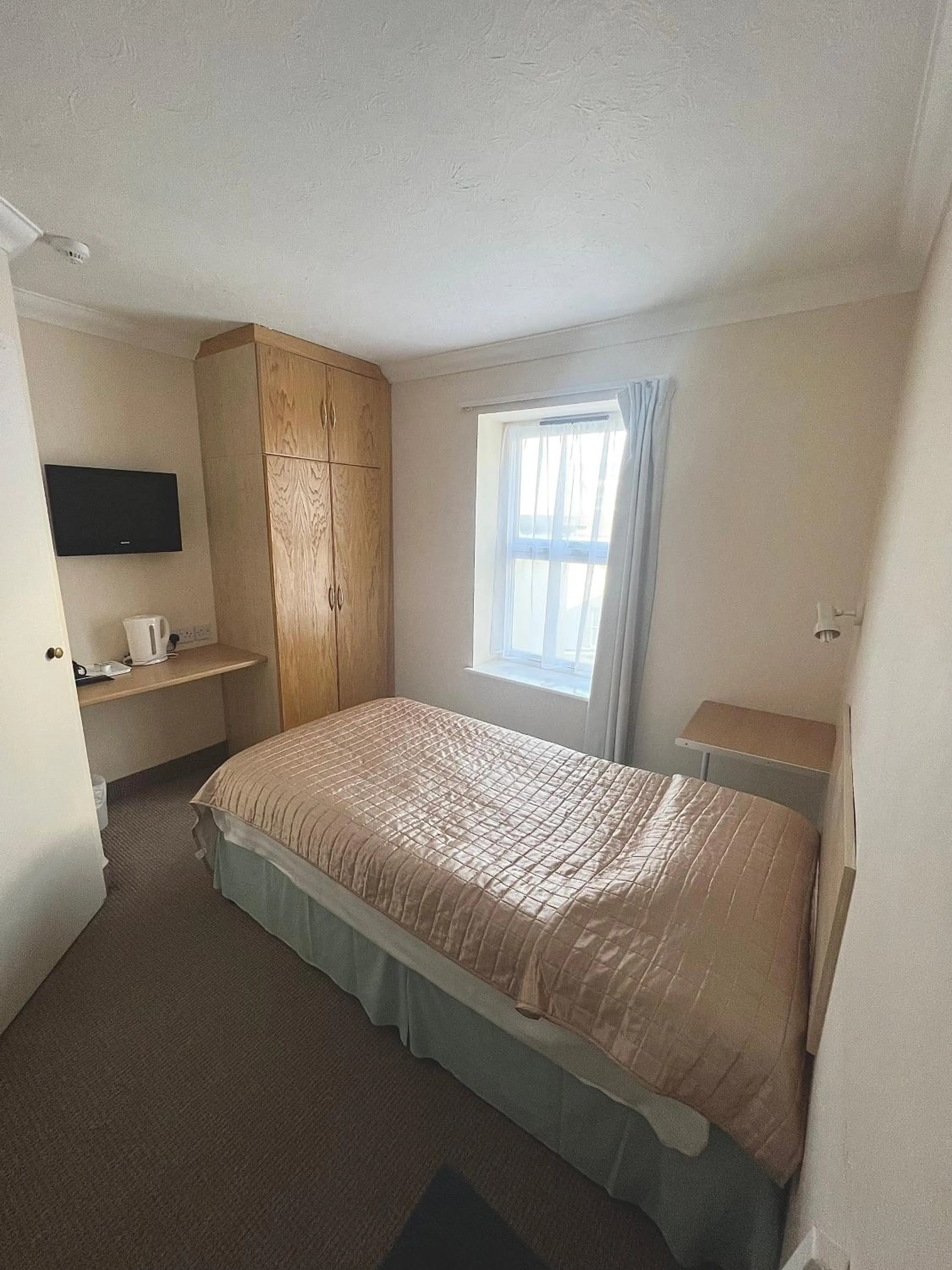 Bed in Eastbourne Riviera Hotel