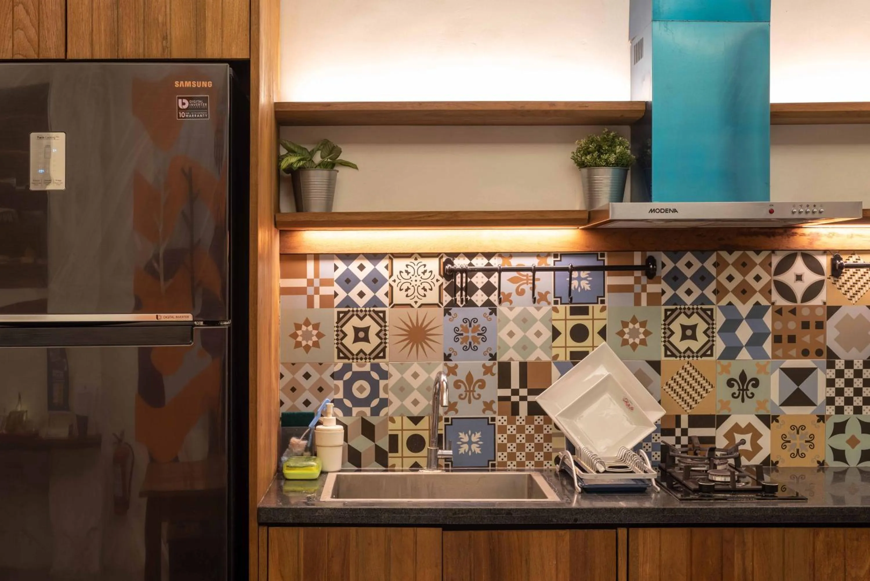 Kitchen or kitchenette in M Boutique Hostel Legian