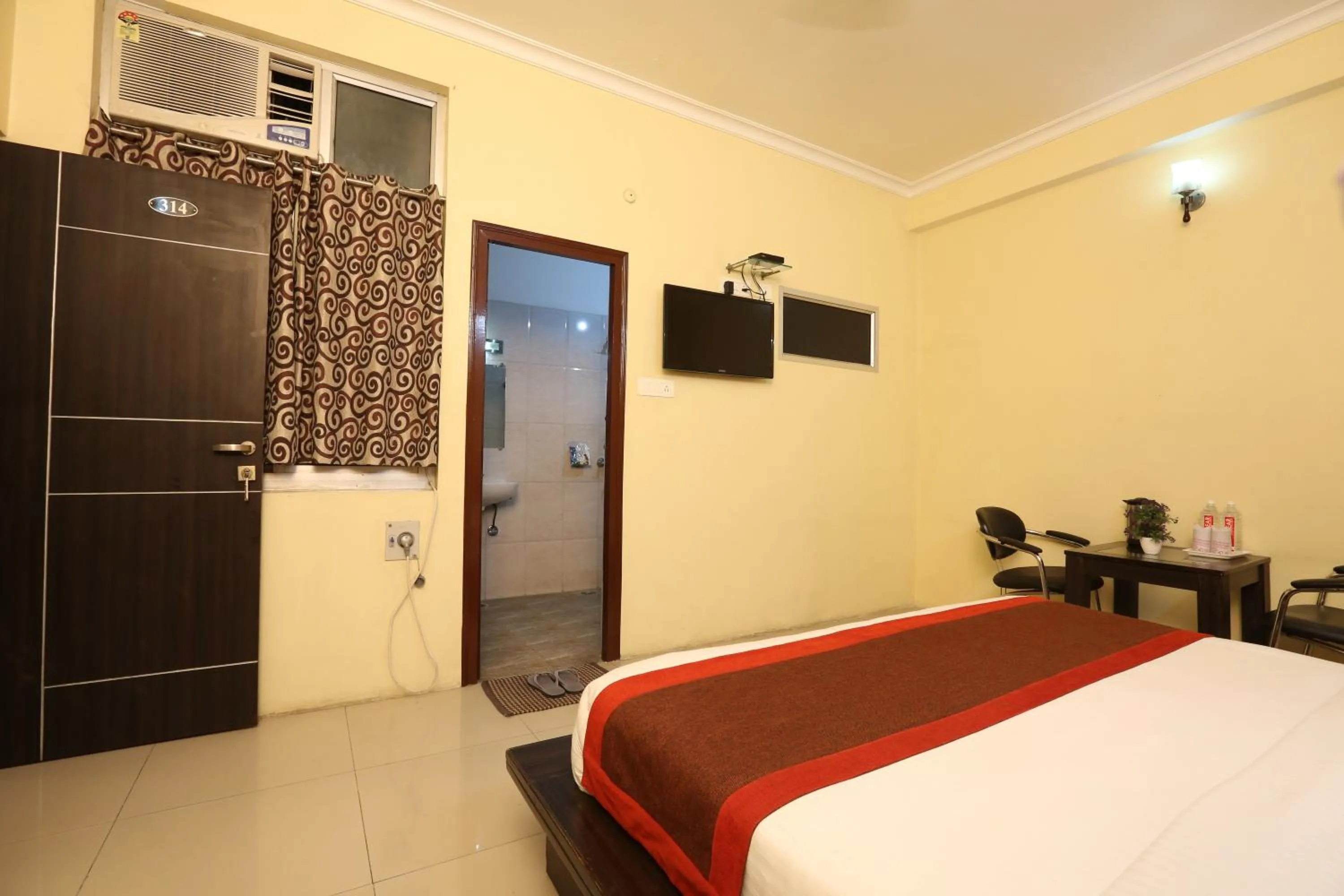Bedroom, Bed in Hotel Nexus l Hotels In Charbagh Lucknow