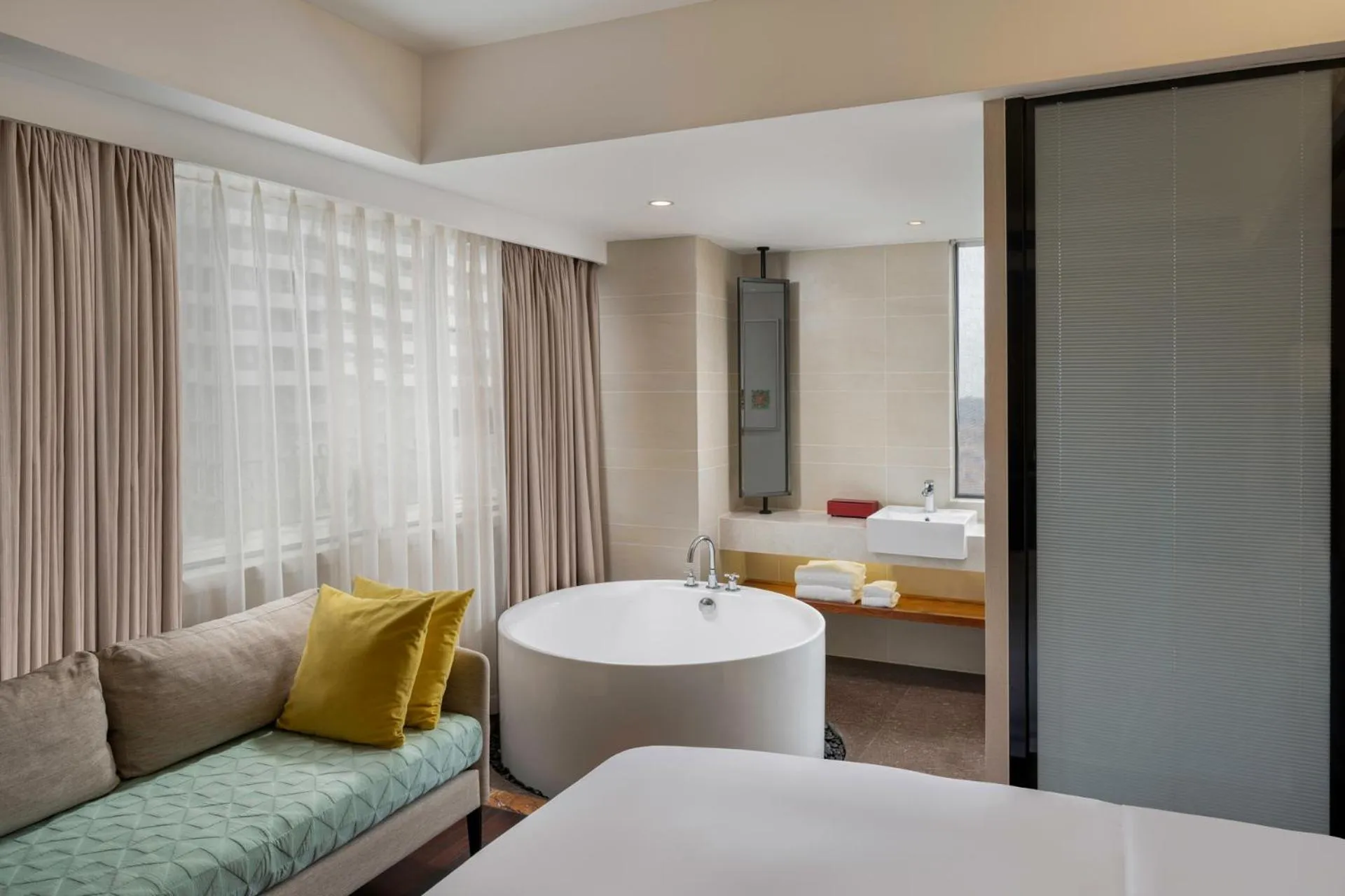 Bath, Bed in SSAW Boutique Hotel Sanya