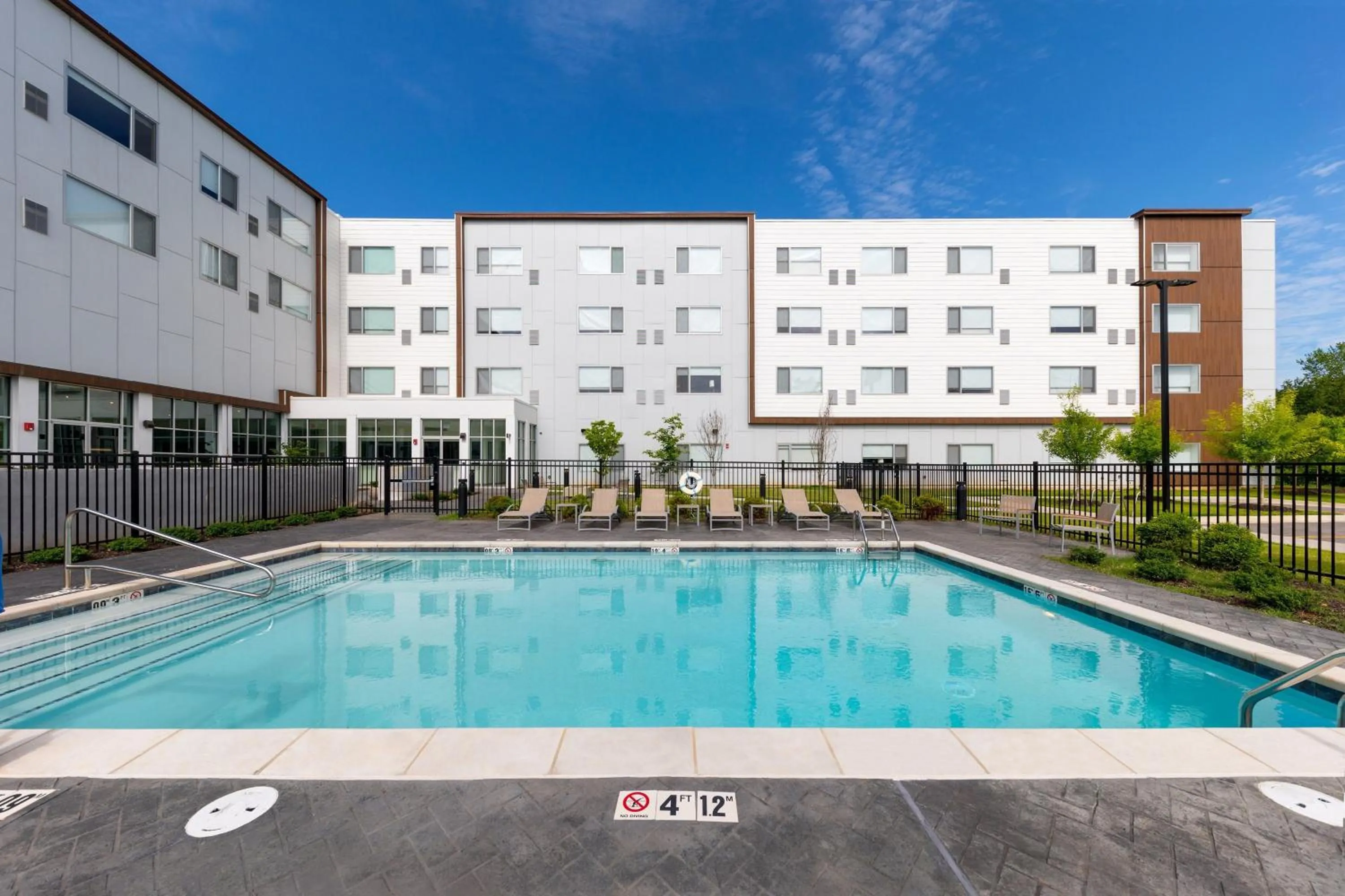 Swimming pool in Element Bentonville