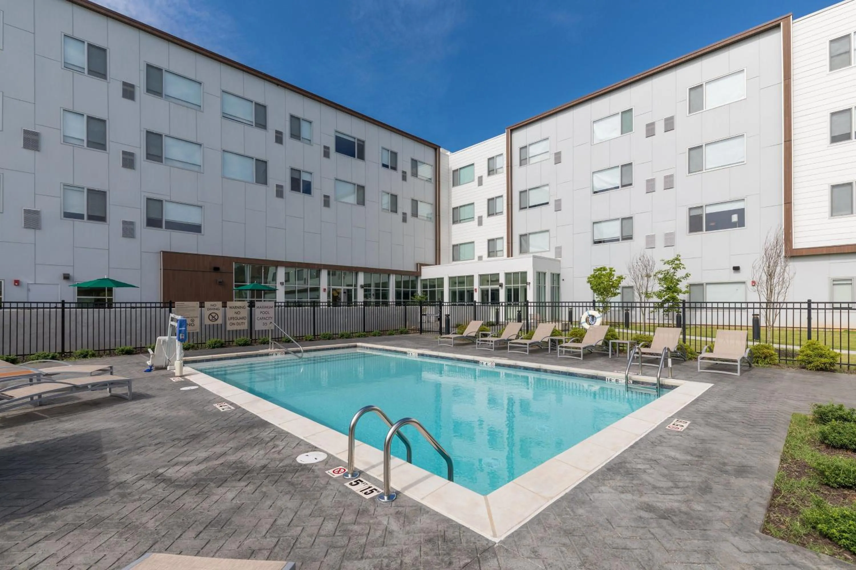 Swimming pool in Element Bentonville