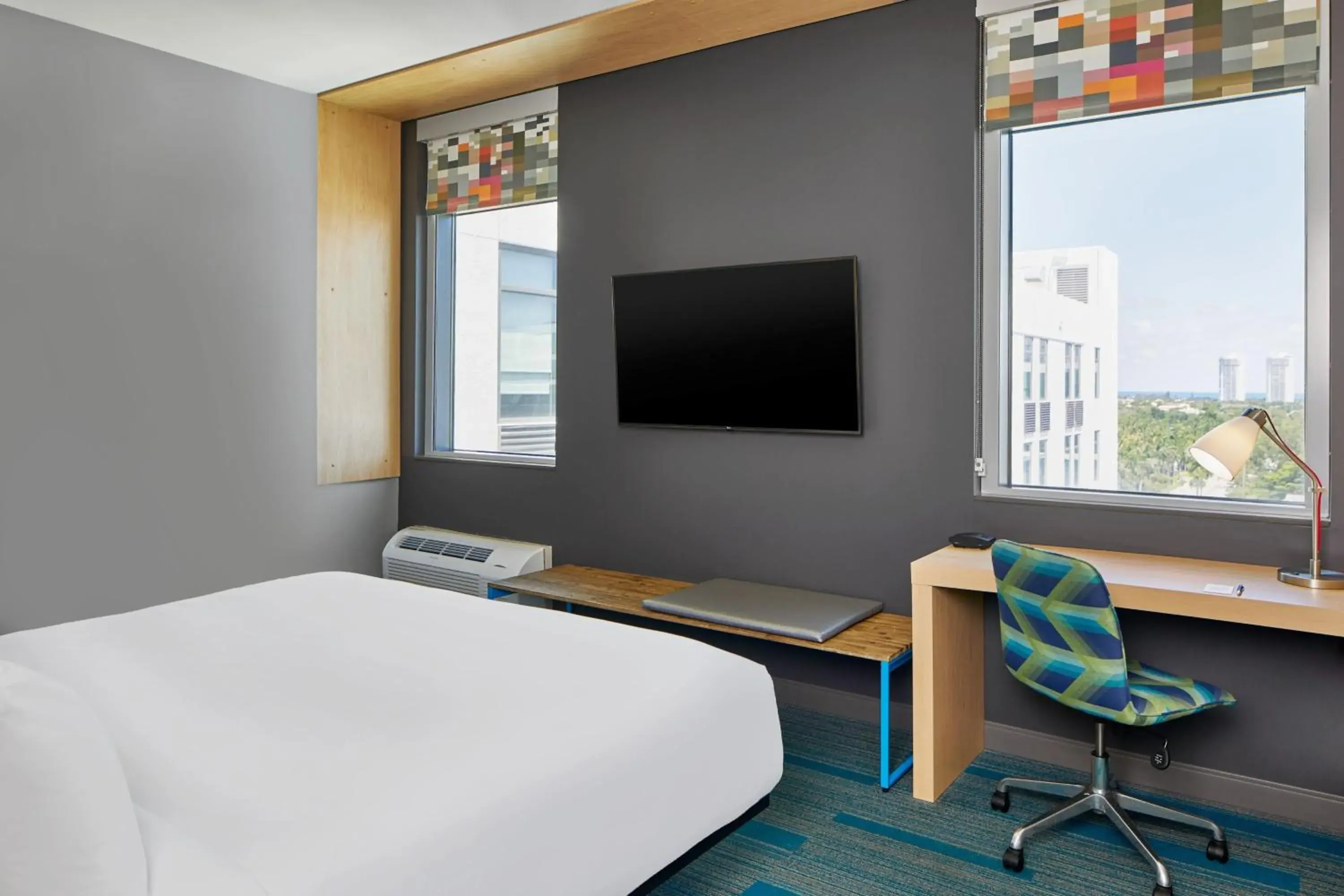 Aloft, Guest room, 1 King in Aloft Miami Aventura Aloft, Guest room, 1 King in Aloft Miami Aventura