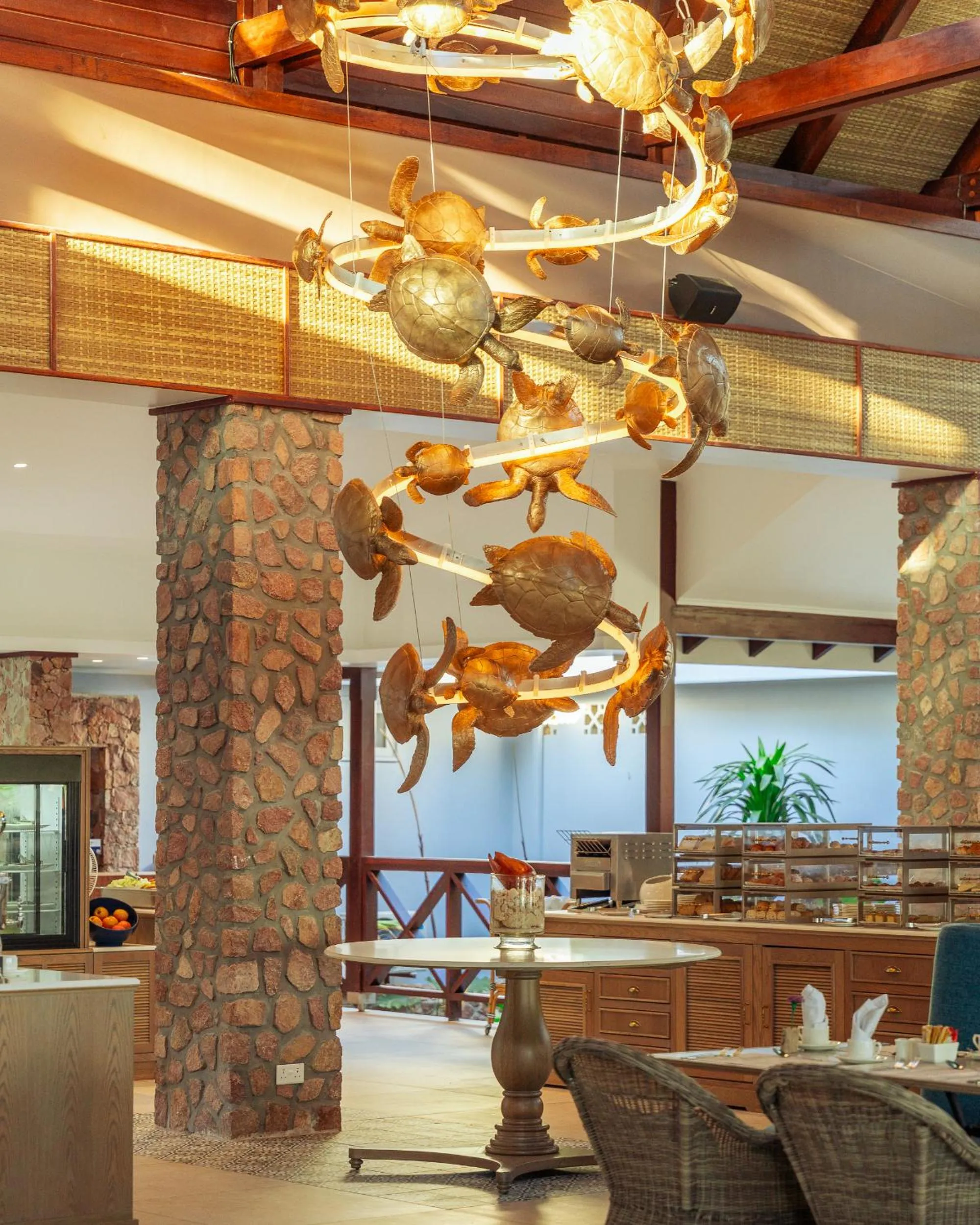 Restaurant/places to eat in Paradise Sun Hotel Seychelles