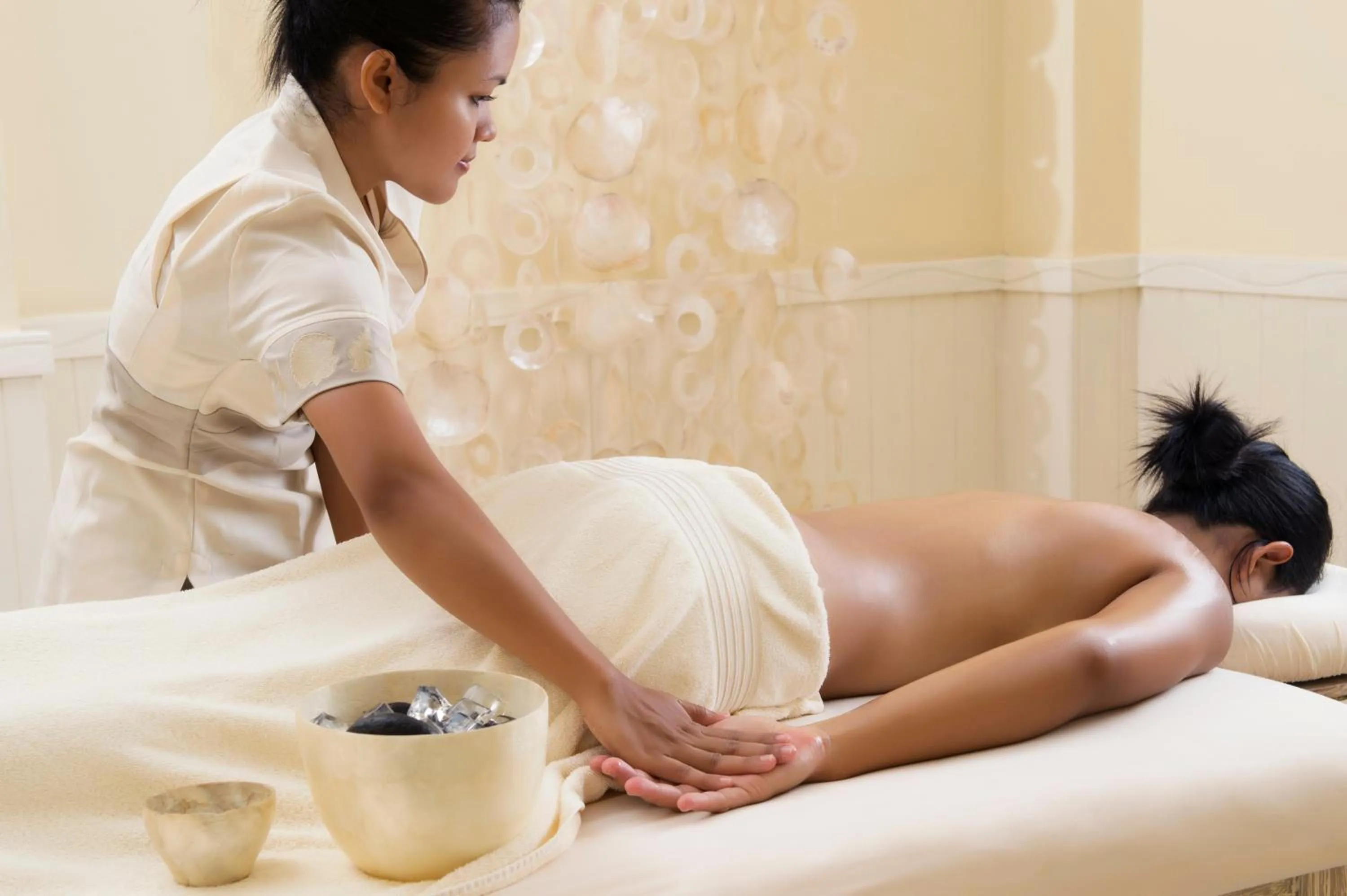 People in Paradise Sun Hotel Seychelles