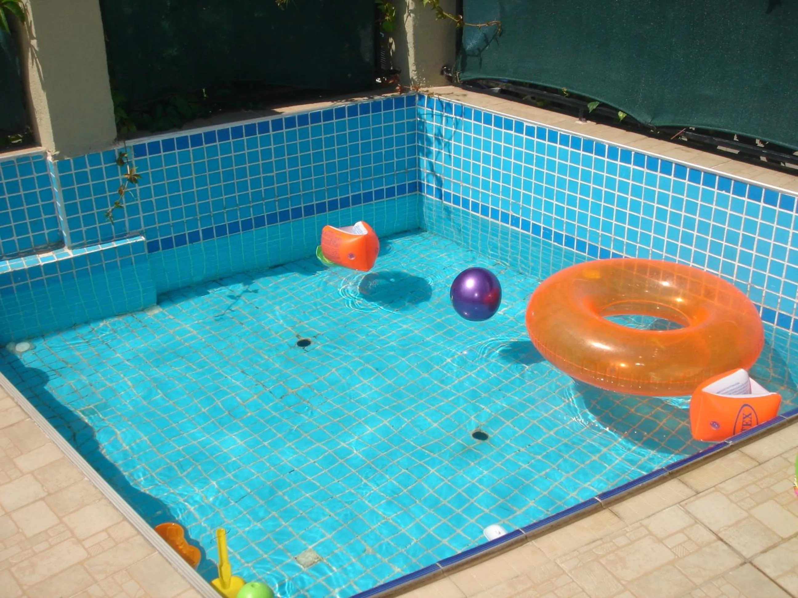 Swimming pool in Marina Apart Hotel
