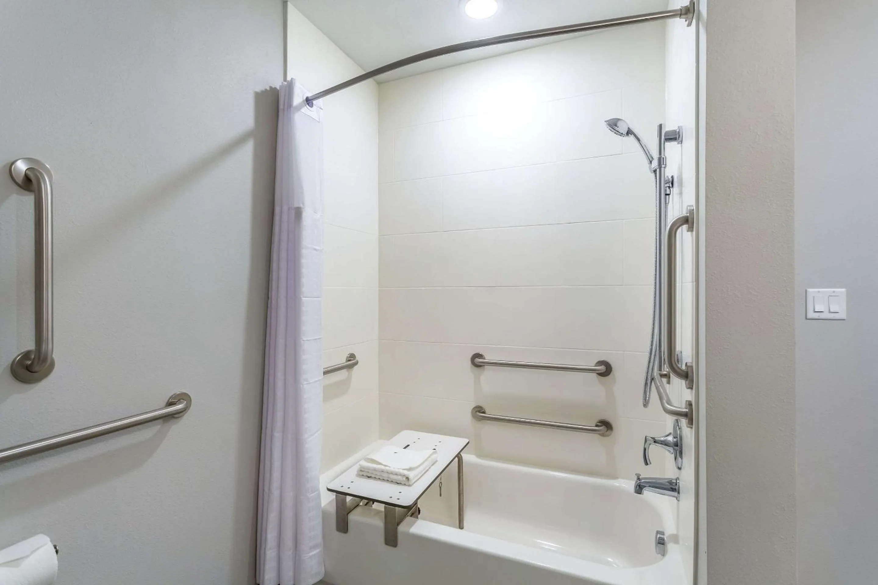 Bedroom in Comfort Inn & Suites Salt Lake City Airport