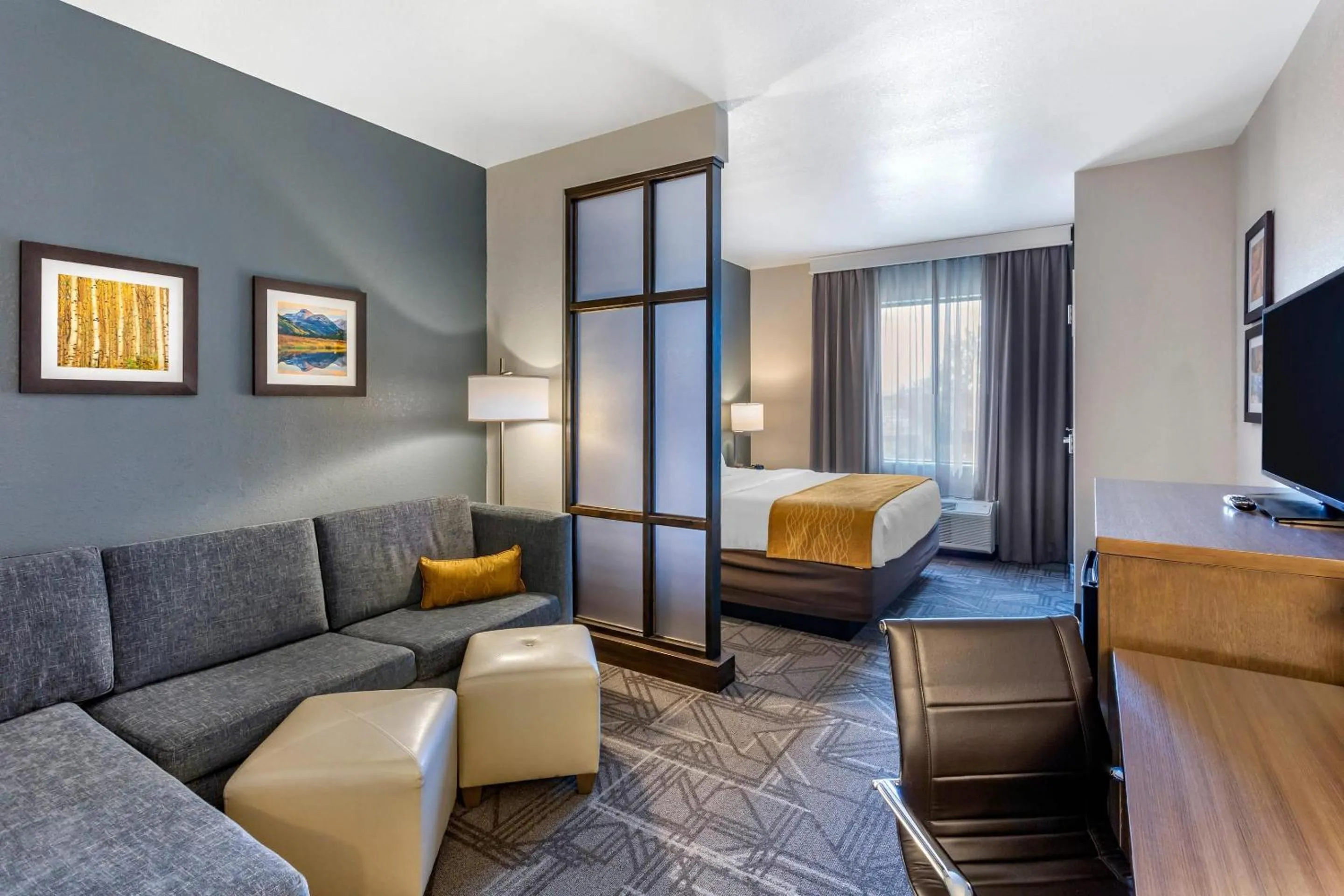 Bedroom, Bed in Comfort Inn & Suites Salt Lake City Airport