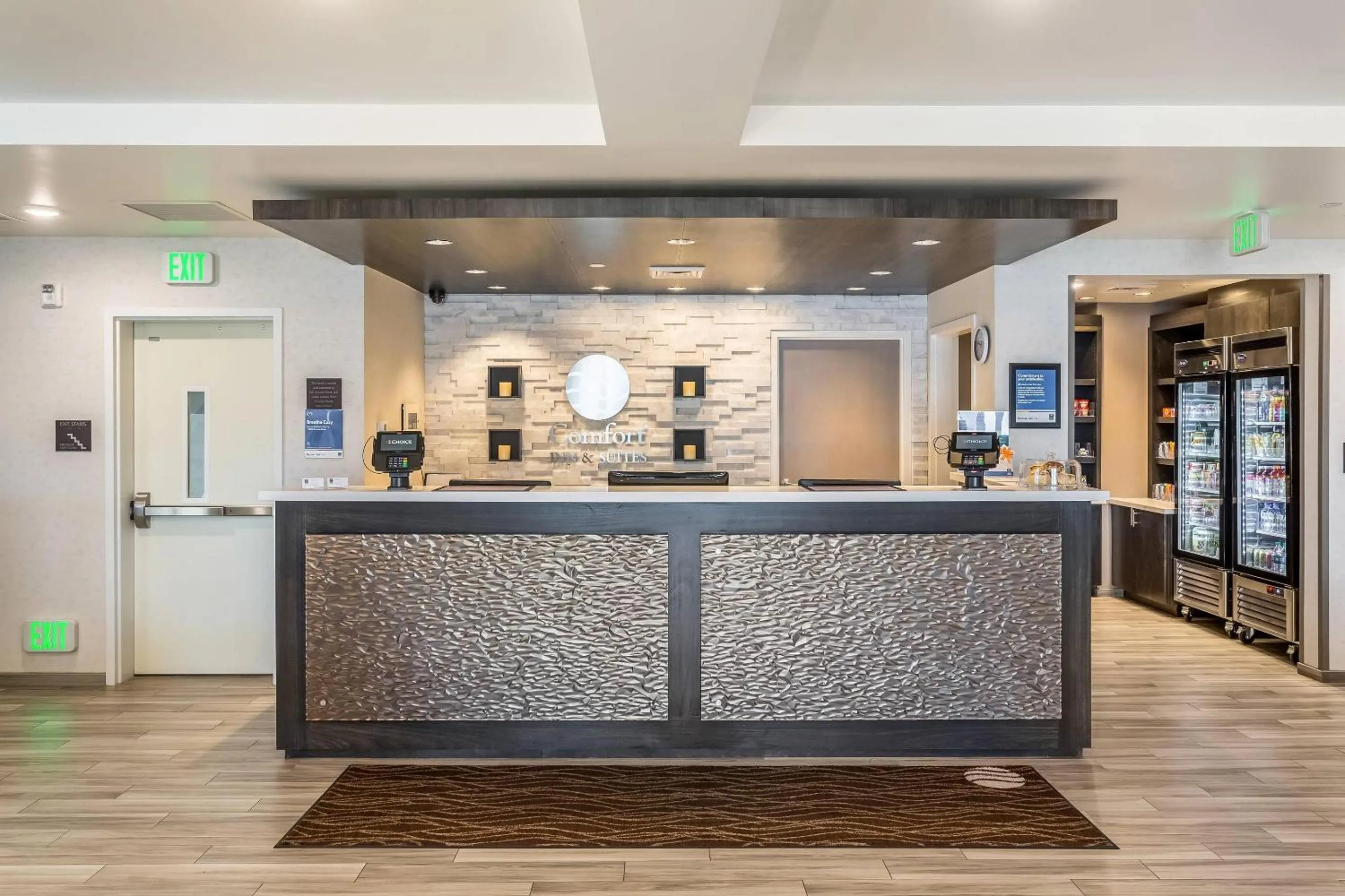 Lobby or reception in Comfort Inn & Suites Salt Lake City Airport
