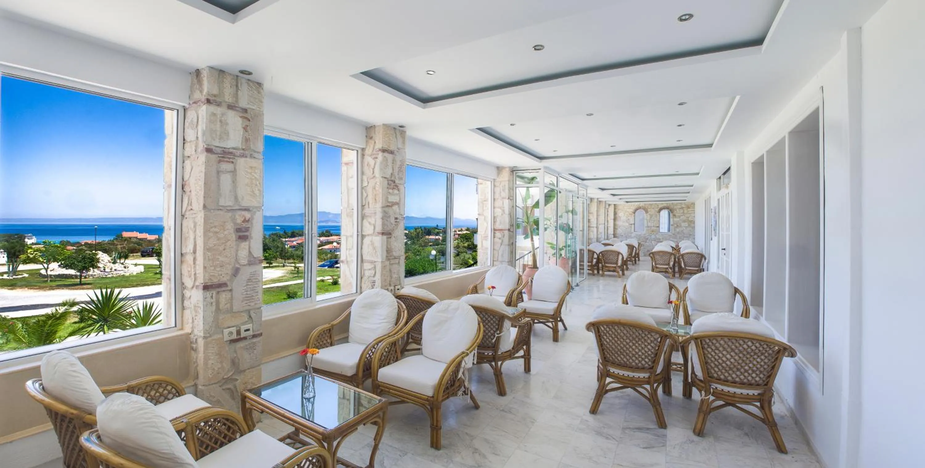 Lounge or bar in Hilltop