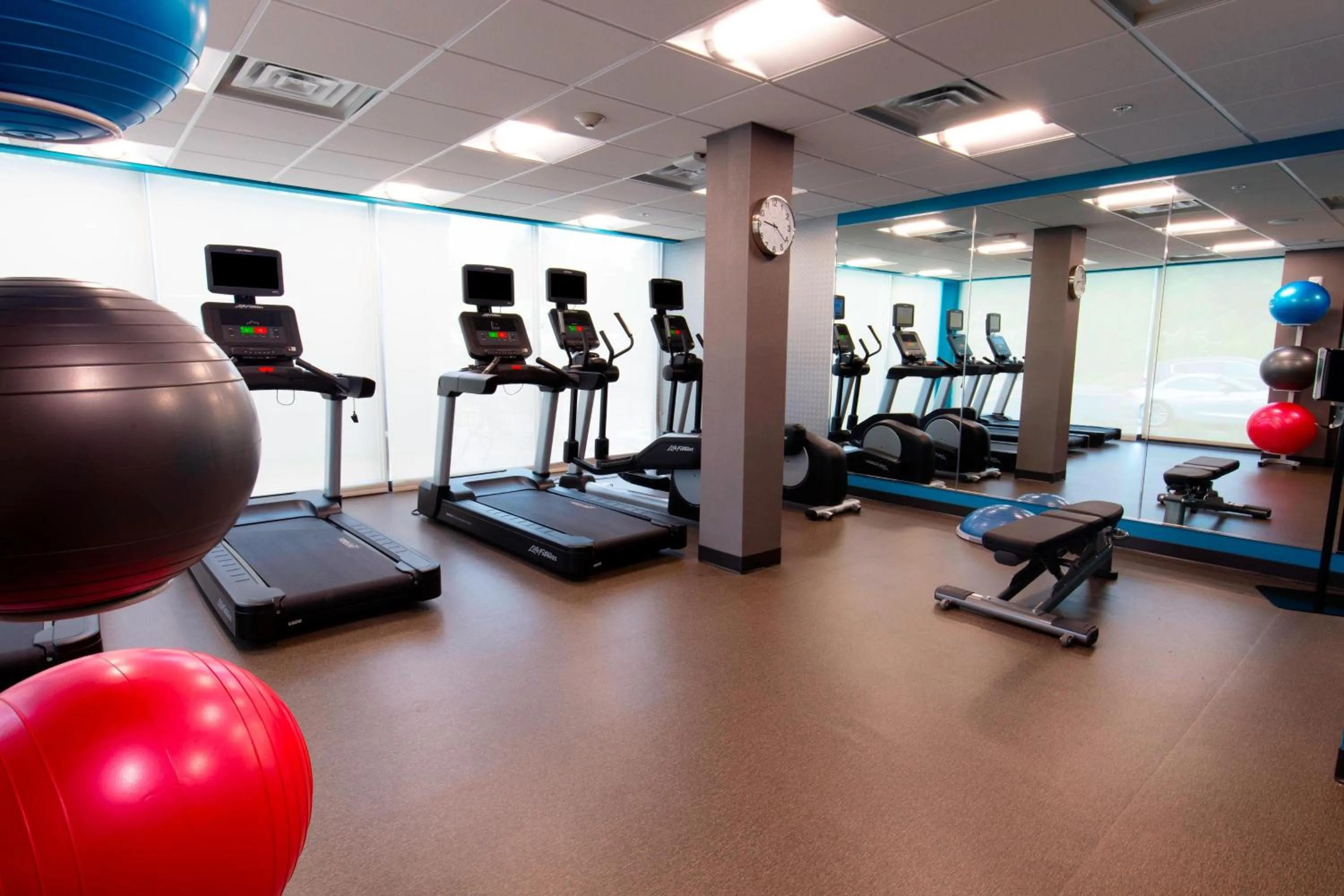 Fitness centre/facilities in Fairfield Inn & Suites by Marriott Atlanta Woodstock