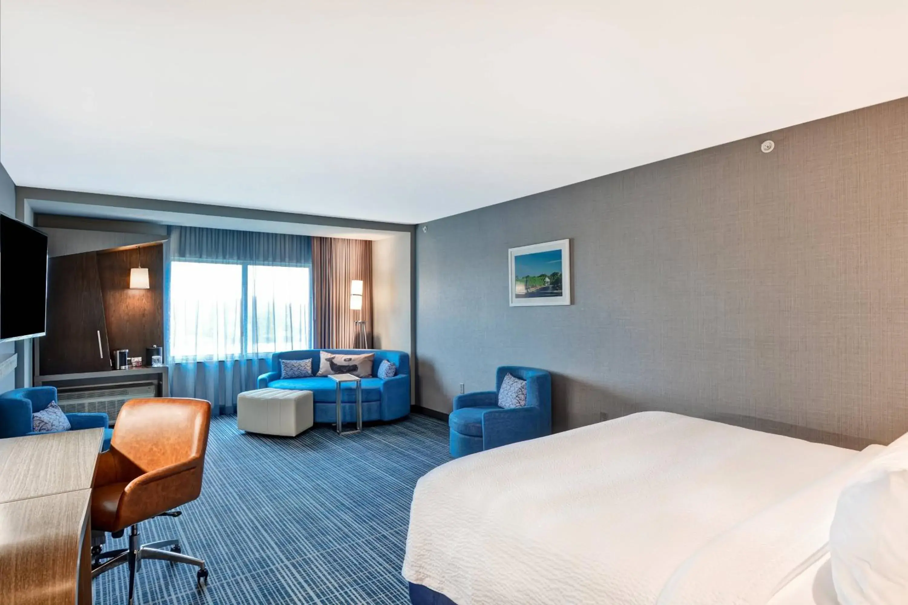 King Room with Sofa Bed in Courtyard by Marriott Long Island Islip/Courthouse Complex King Room with Sofa Bed in Courtyard by Marriott Long Island Islip/Courthouse Complex