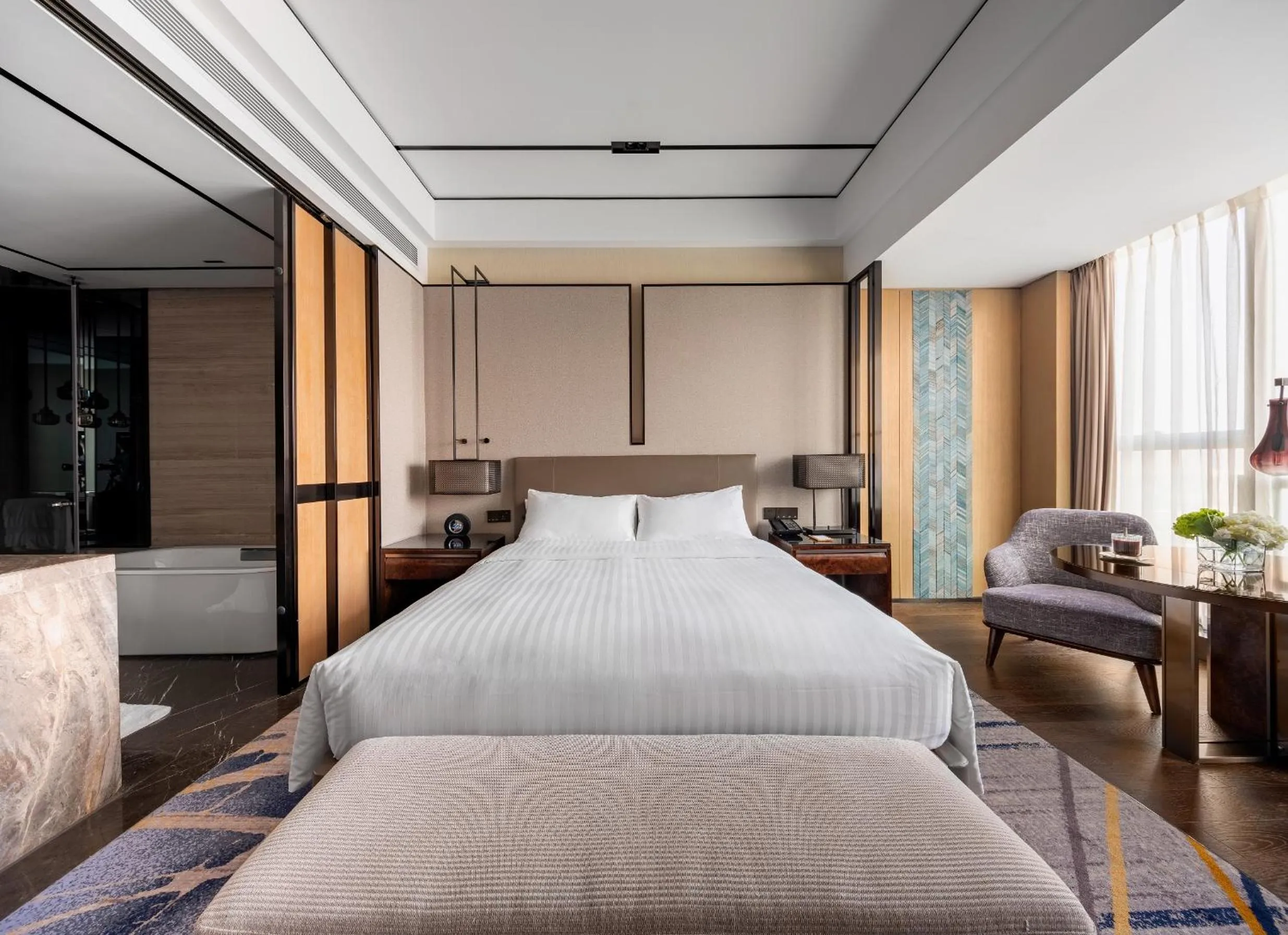 Bedroom, Bed in Marriott Nanjing South Hotel