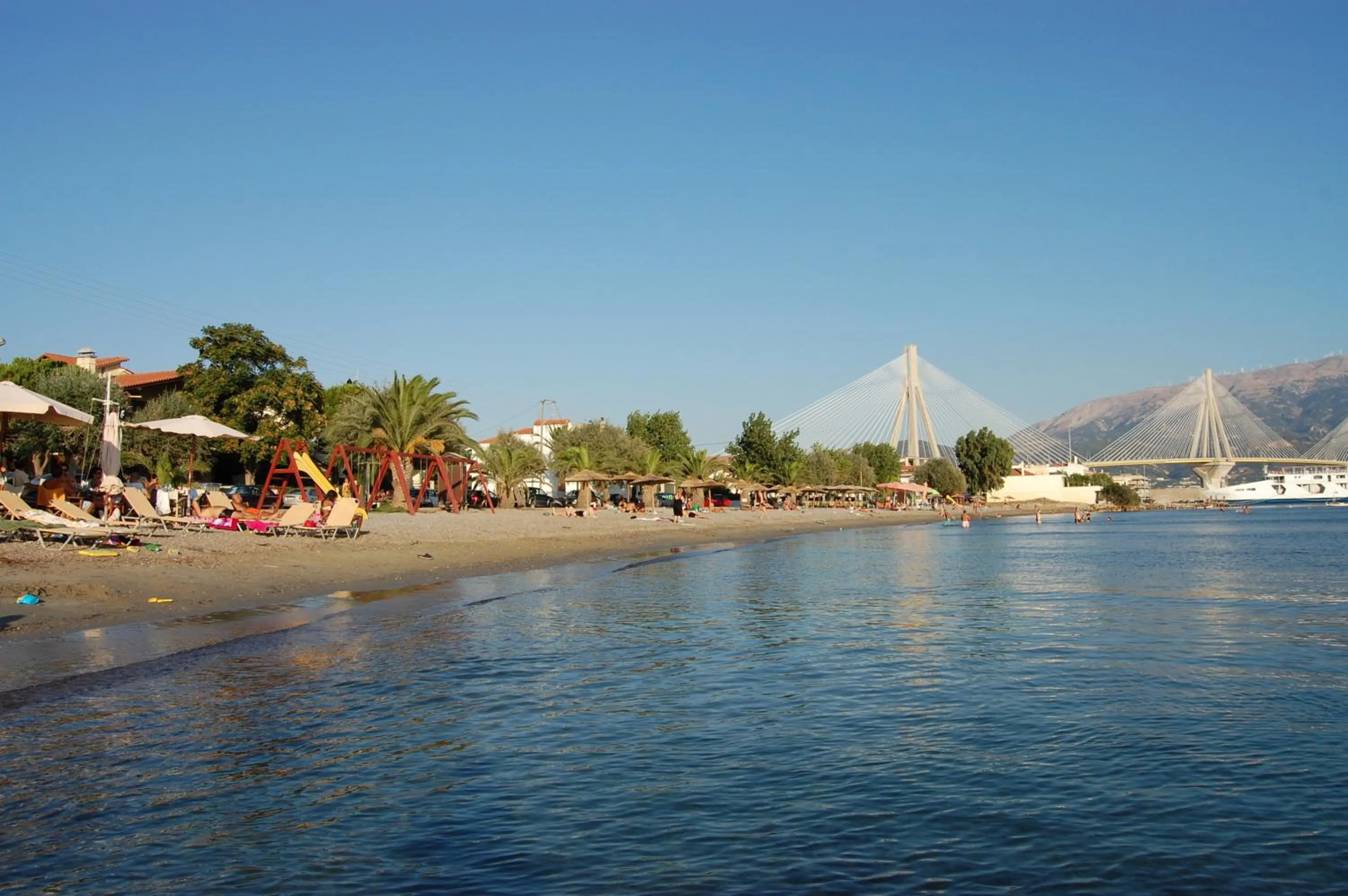 Beach in Hotel Antirriο