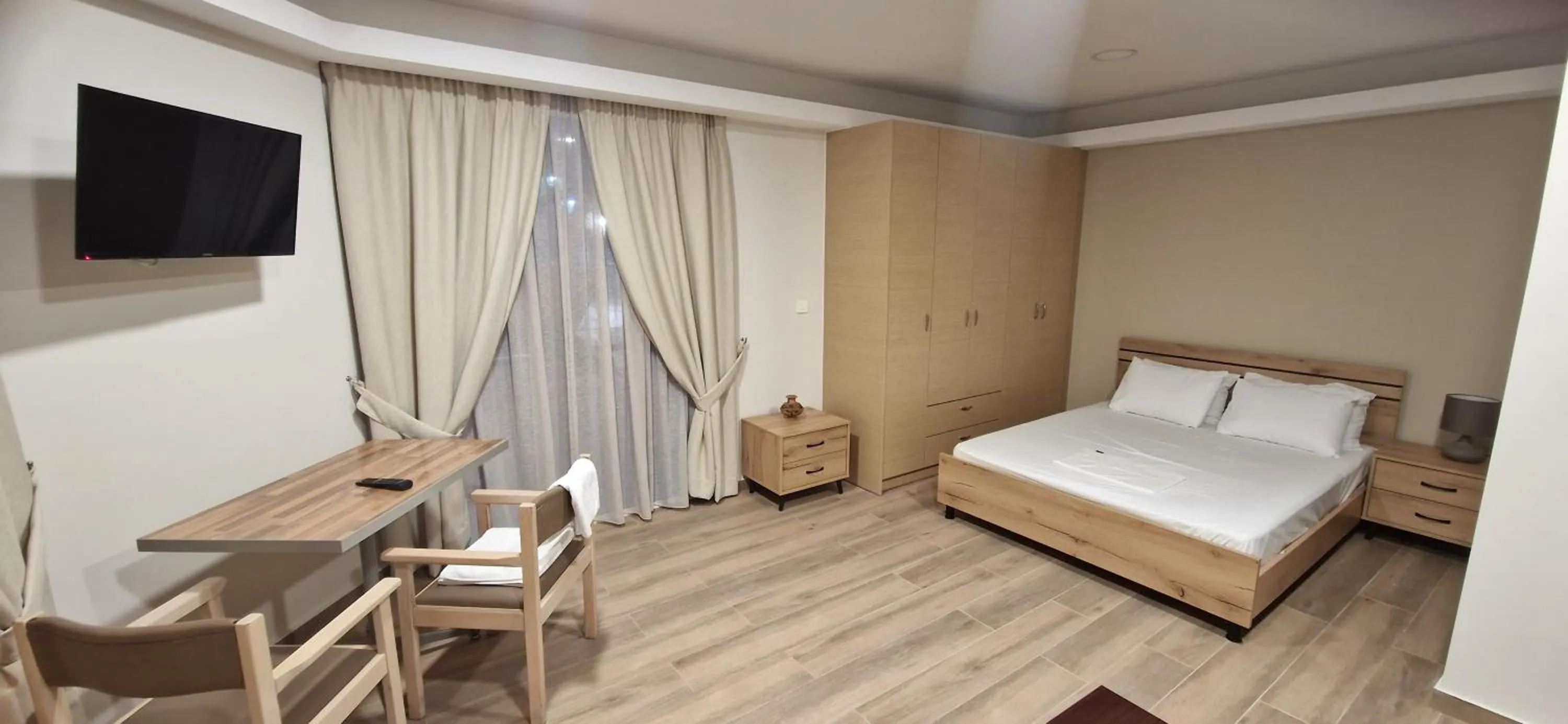 Bed in Hotel Antirriο