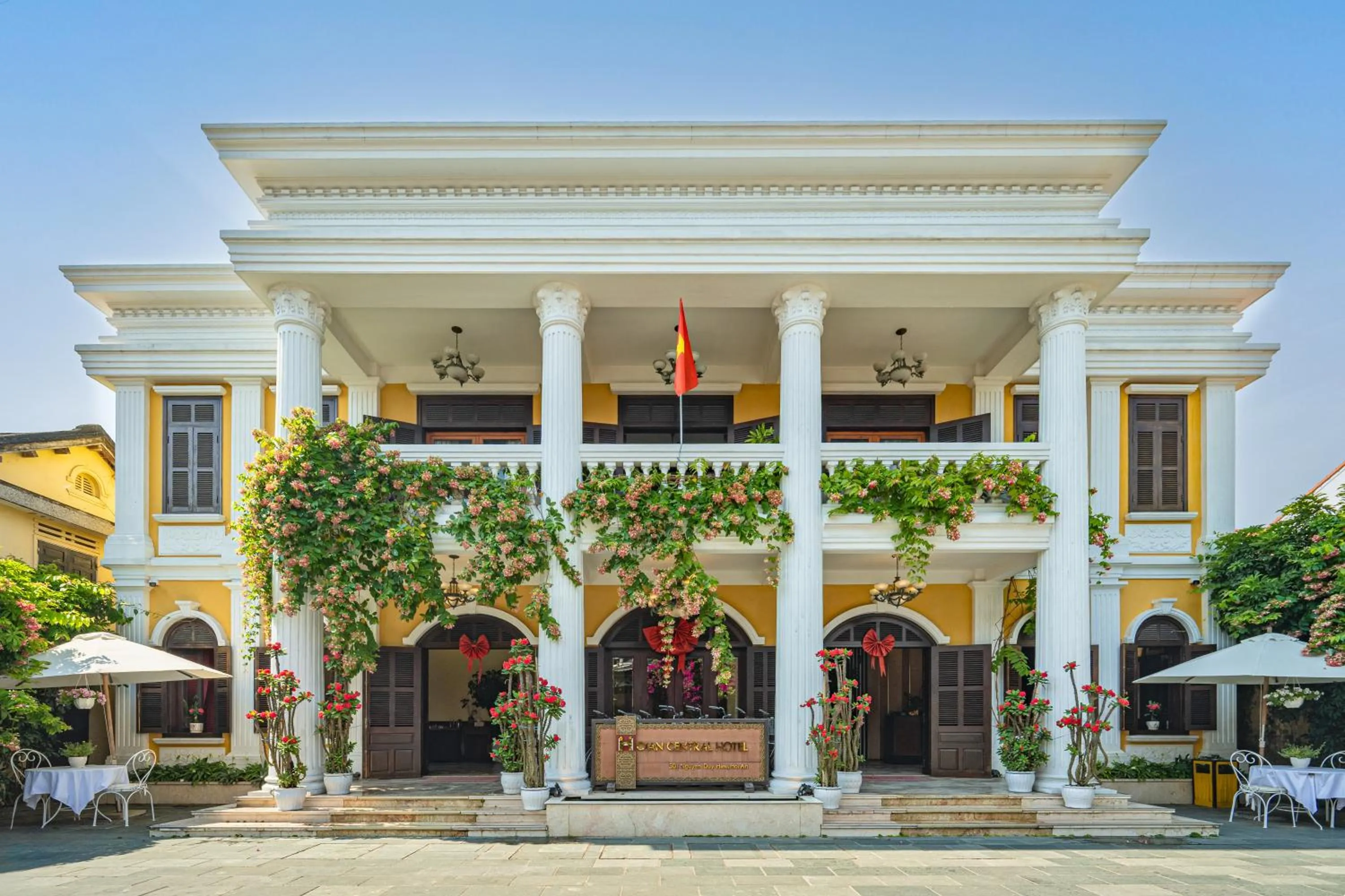 Property building in Hoian Central Hotel