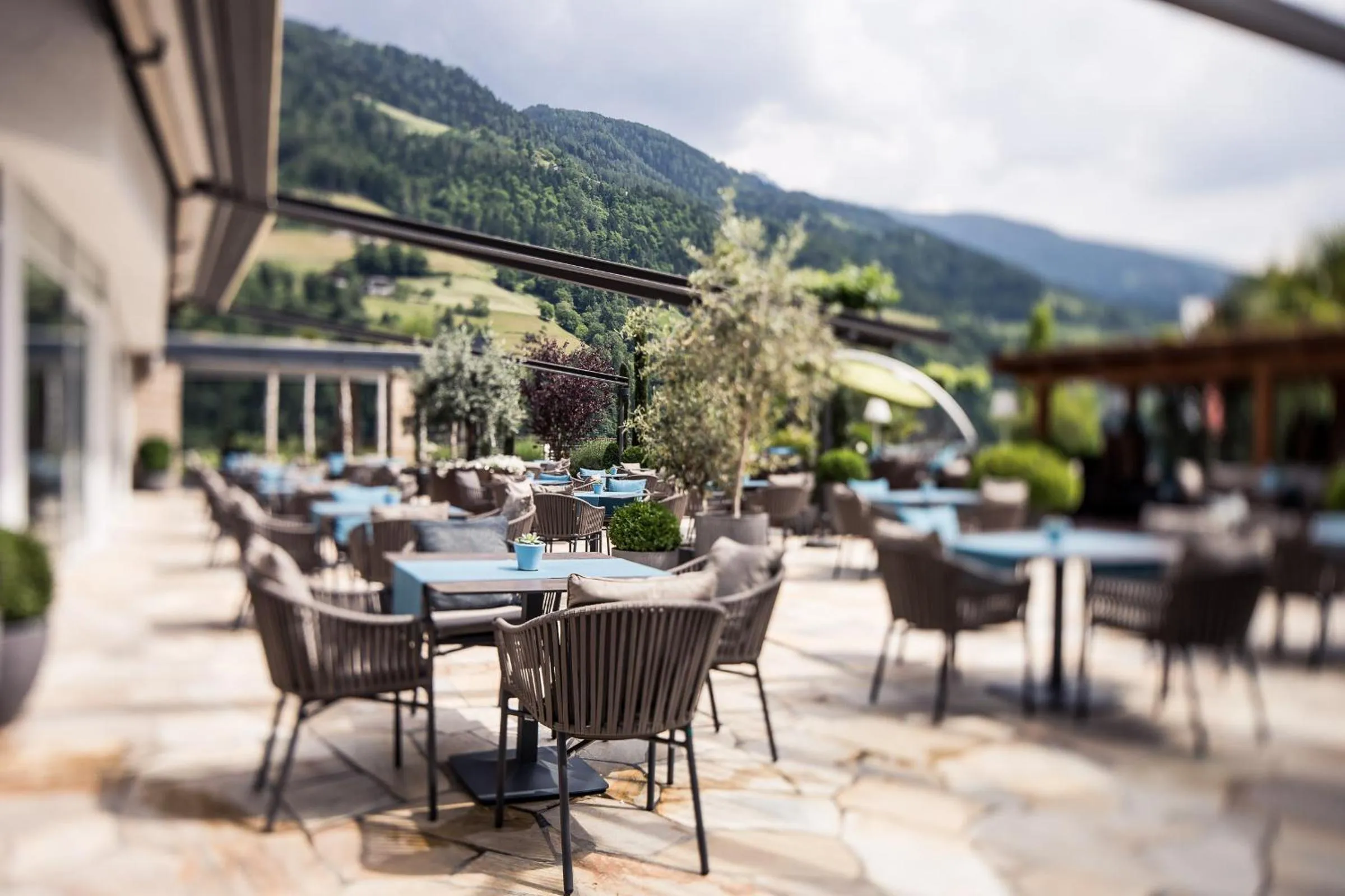 Restaurant/places to eat in Quellenhof Luxury Resort Passeier