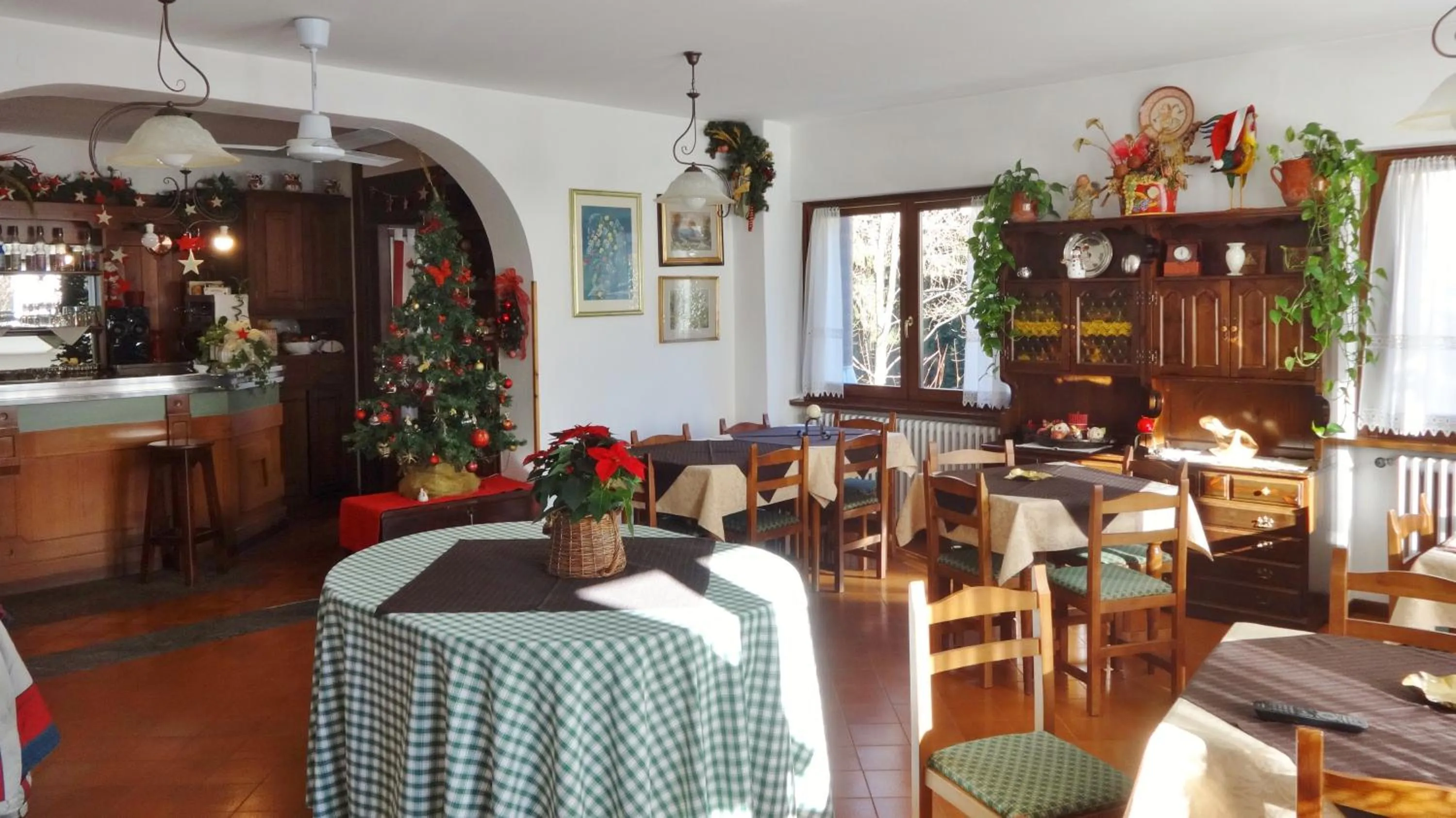 Restaurant/places to eat in Hotel Piccolo Mondo