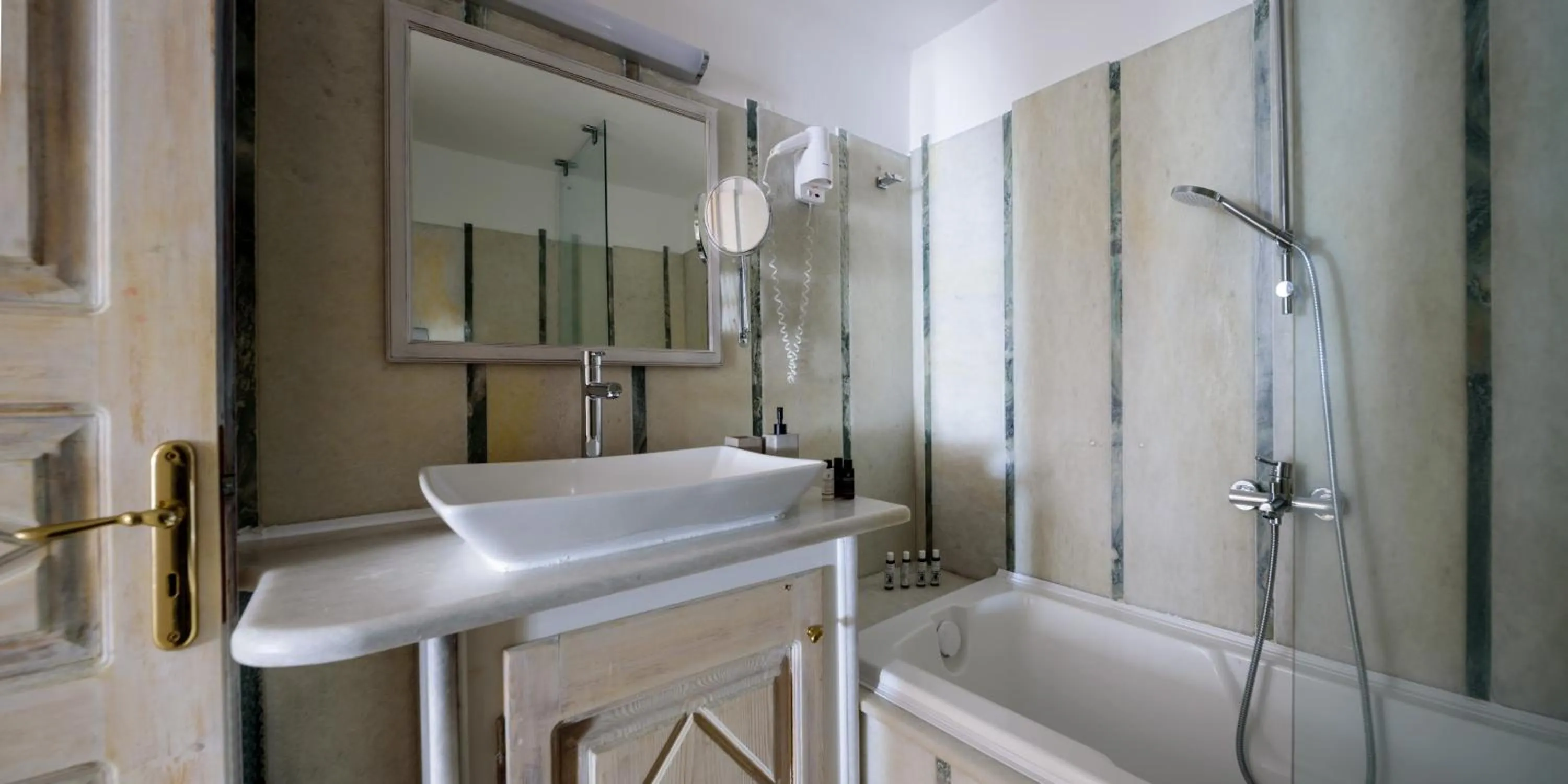 MyBoZer Hotel Kallisto