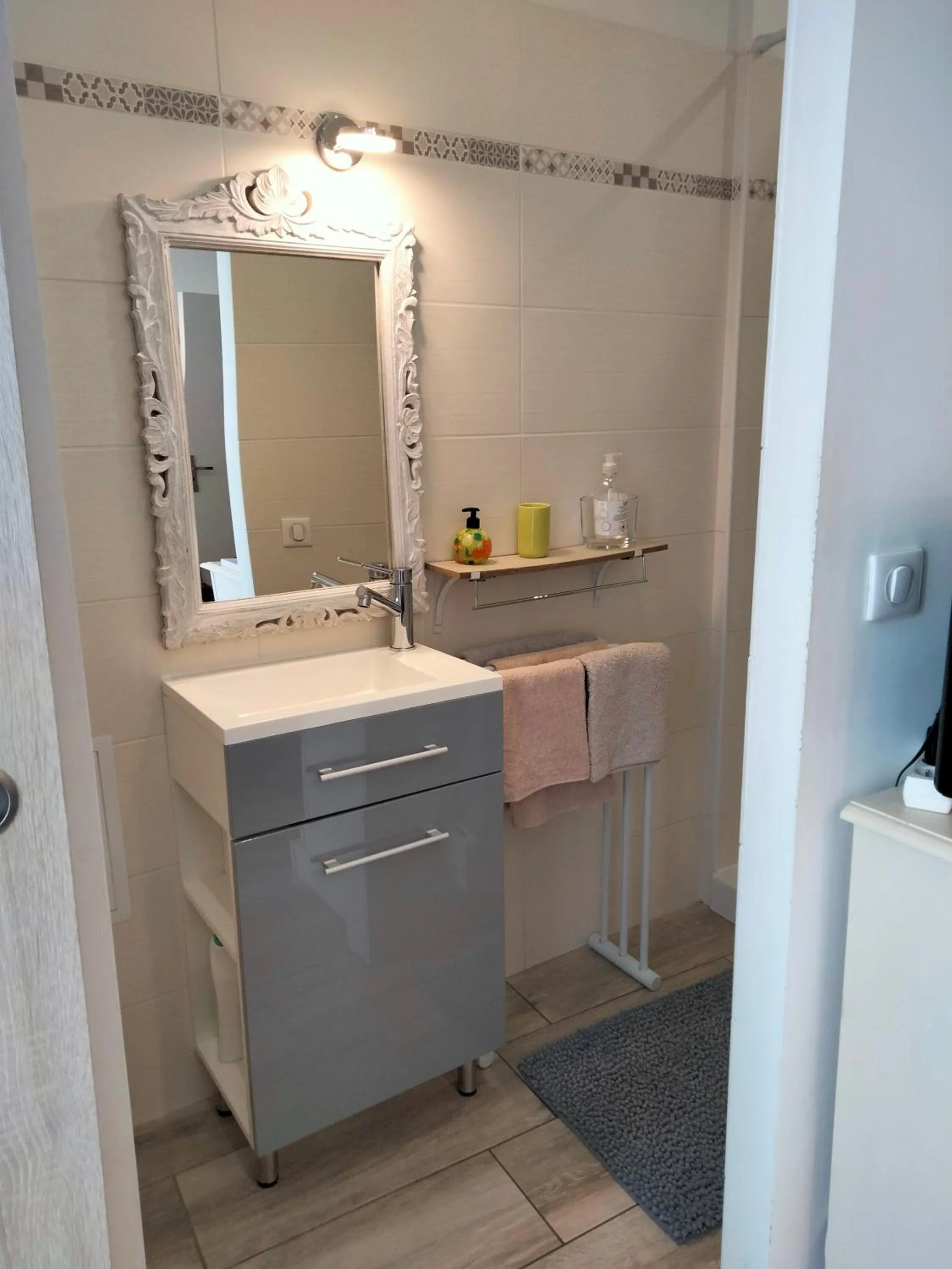 Bathroom in Les Chambres Hautes d'Anastasia