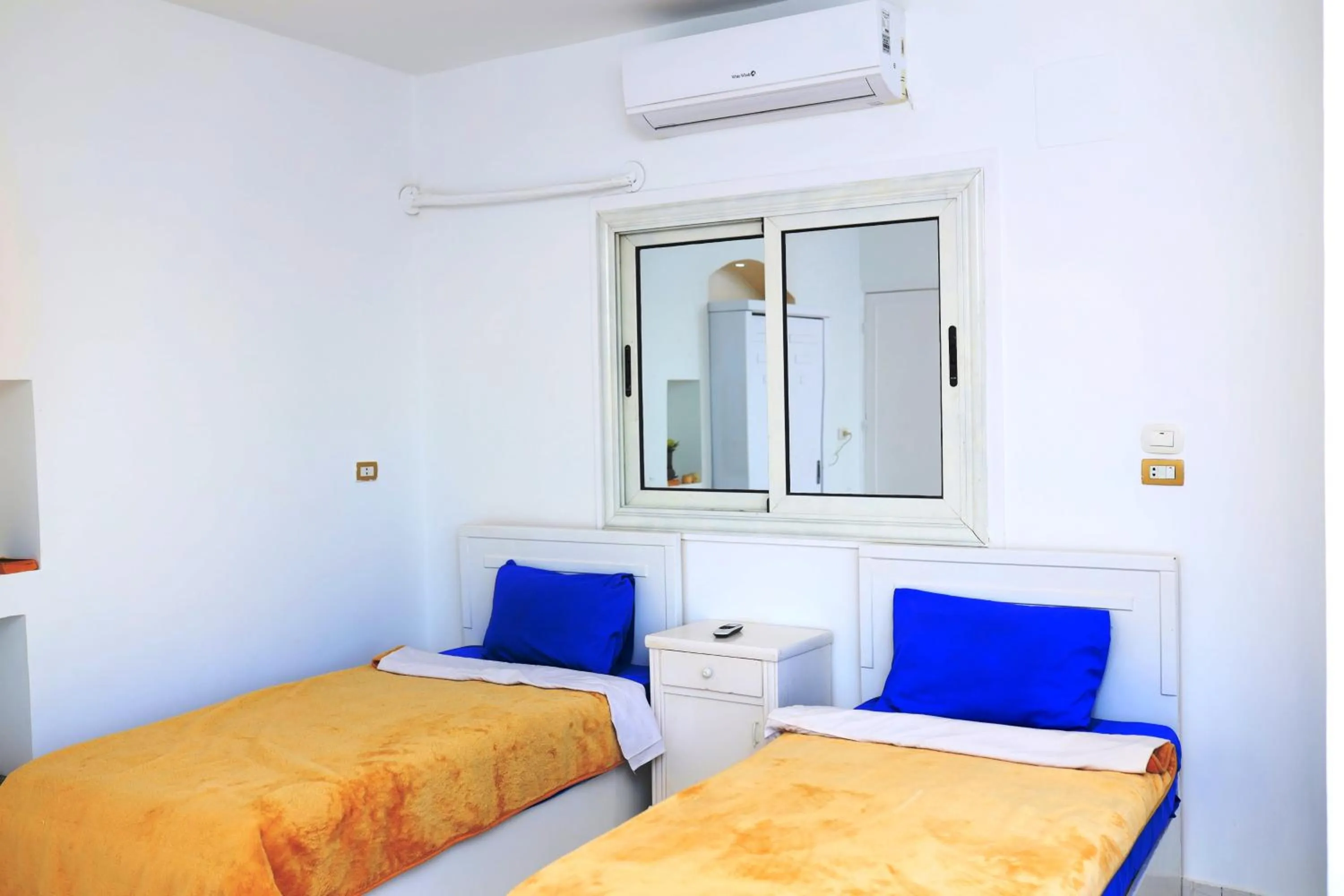 Bedroom, Bed in Spring Hotel Luxor